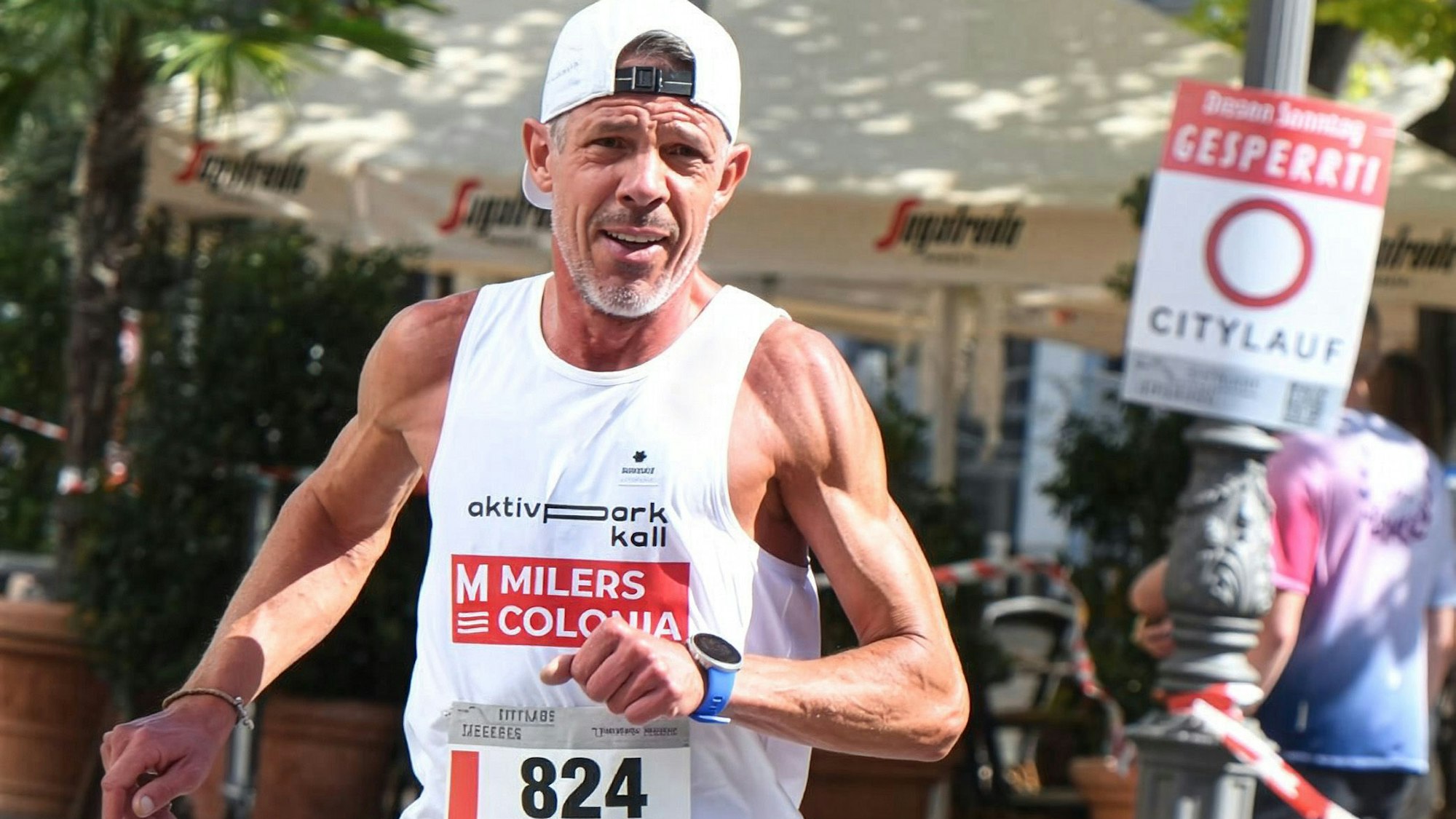 Das Bild zeigt Markus Mey bei der deutschen Meisterschaft über zehn Kilometer.