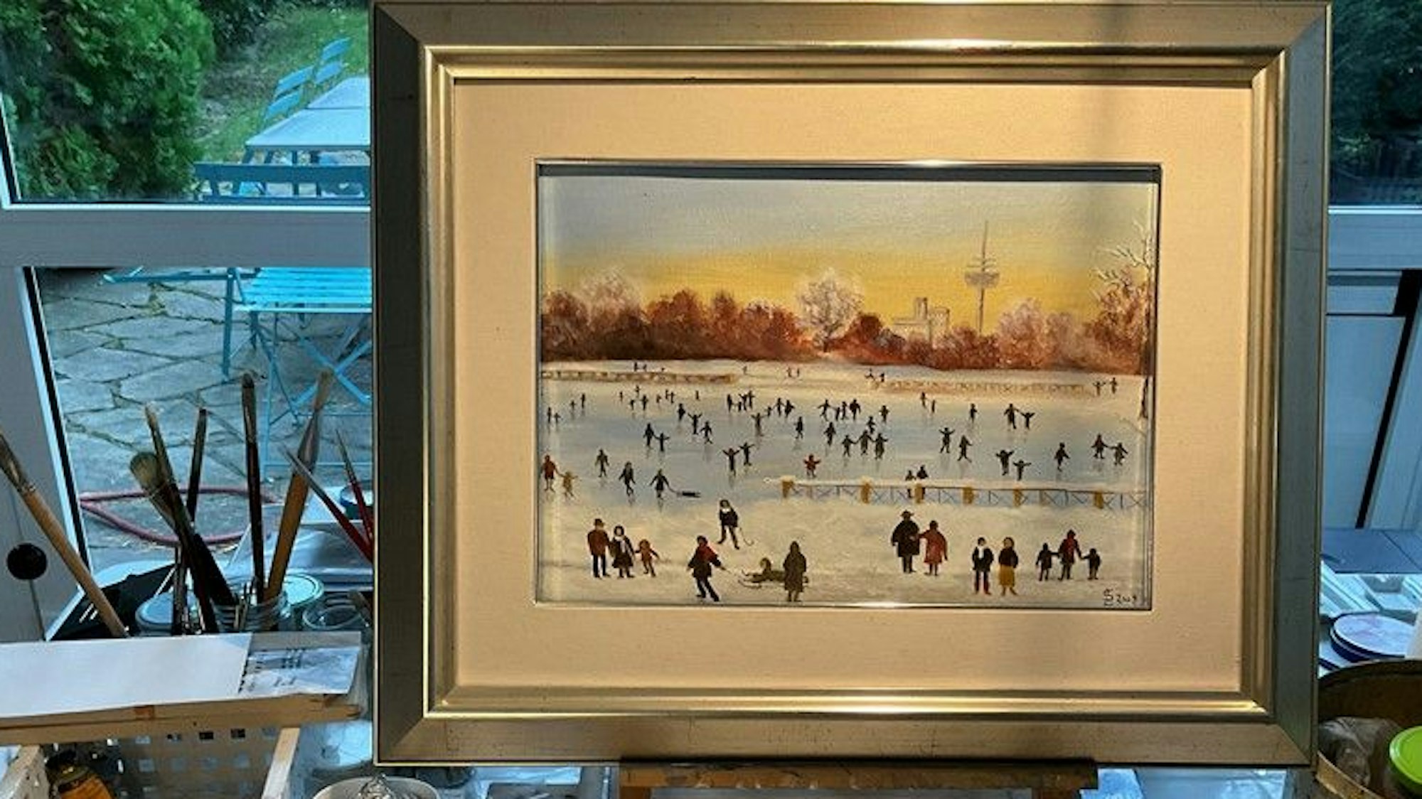 Wirklich Kölsch wirken die Gemälde nicht – man müsse neutral bleiben, sagt die Künstlerin.