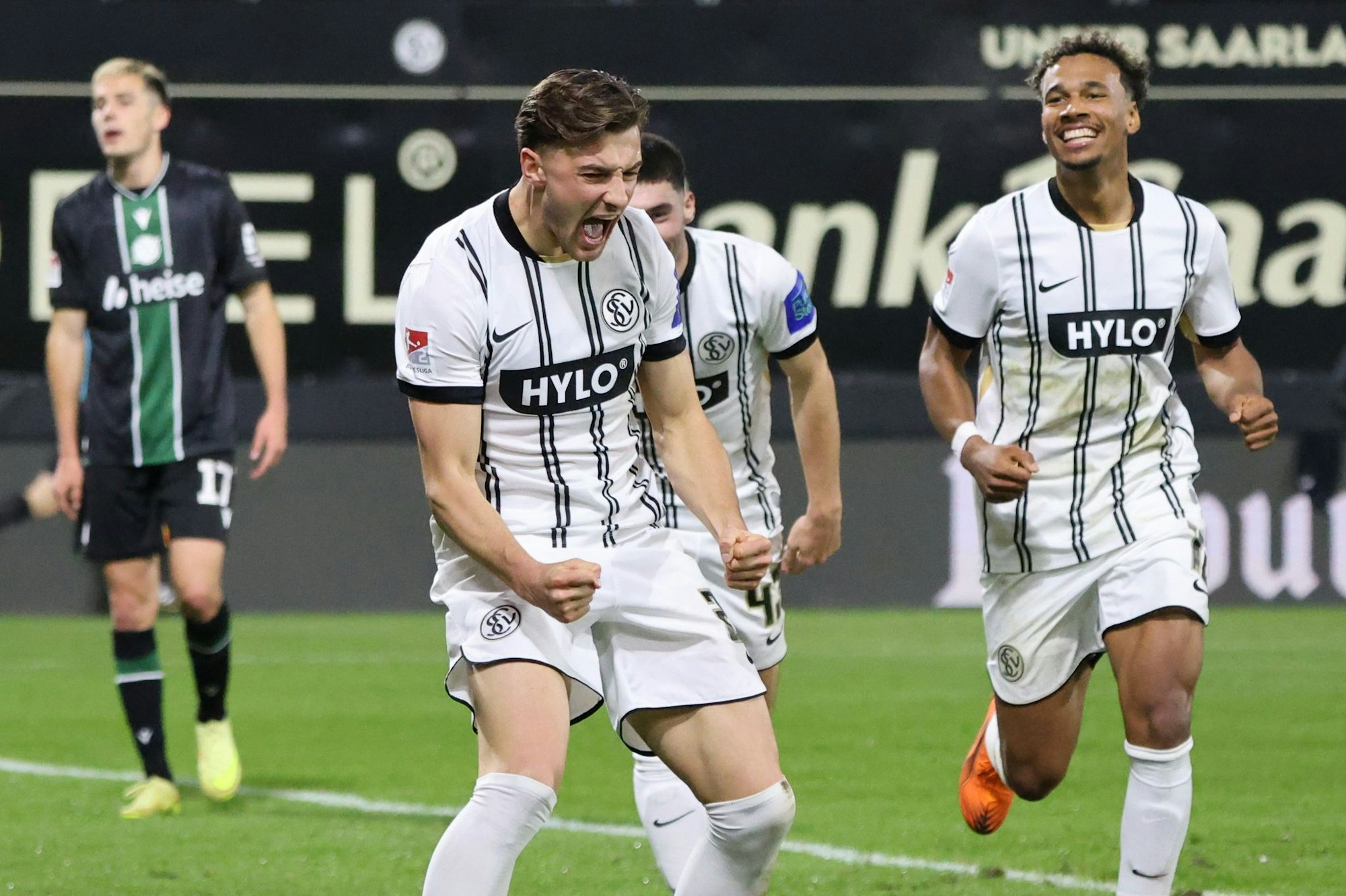 Lukas Petkov erzielt das 1:0 und war mit bester Mann auf dem Platz.