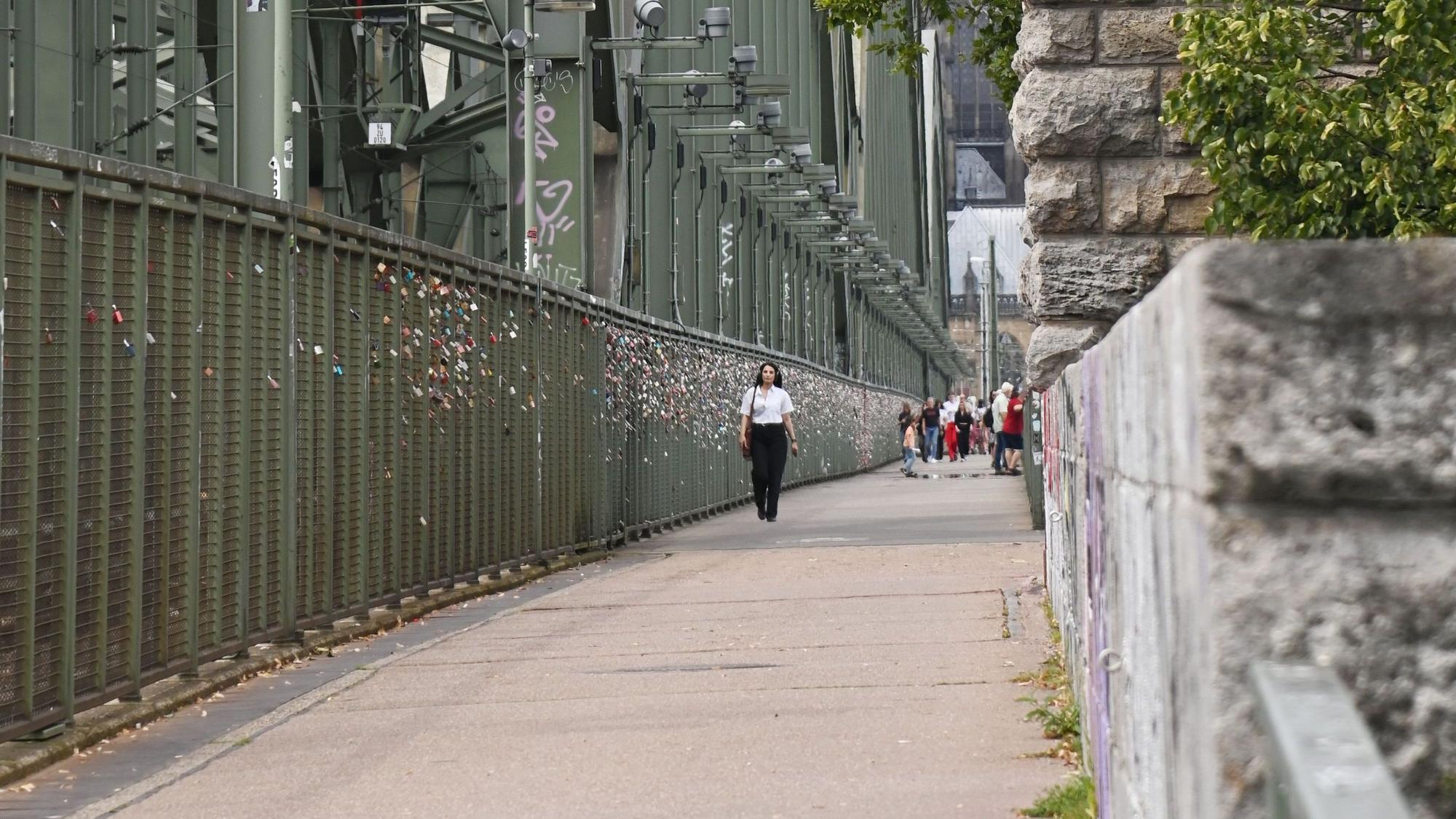 25.07.2024 Köln. Die Hohenzollernbrücke. Foto: Alexander Schwaiger