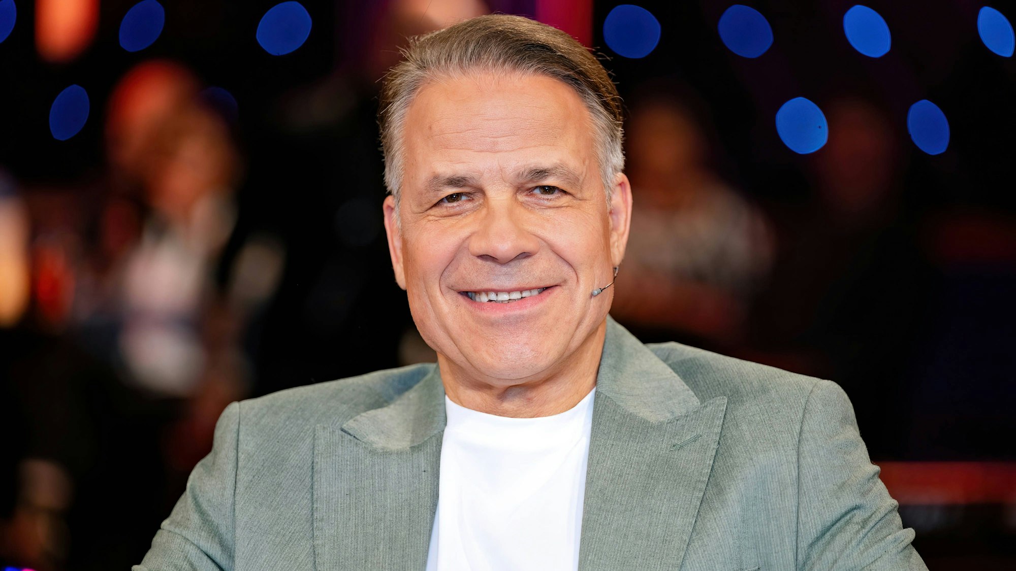 Karsten Speck bei der Aufzeichnung zur aktuellen Ausgabe von „Riverboat“ im MDR.