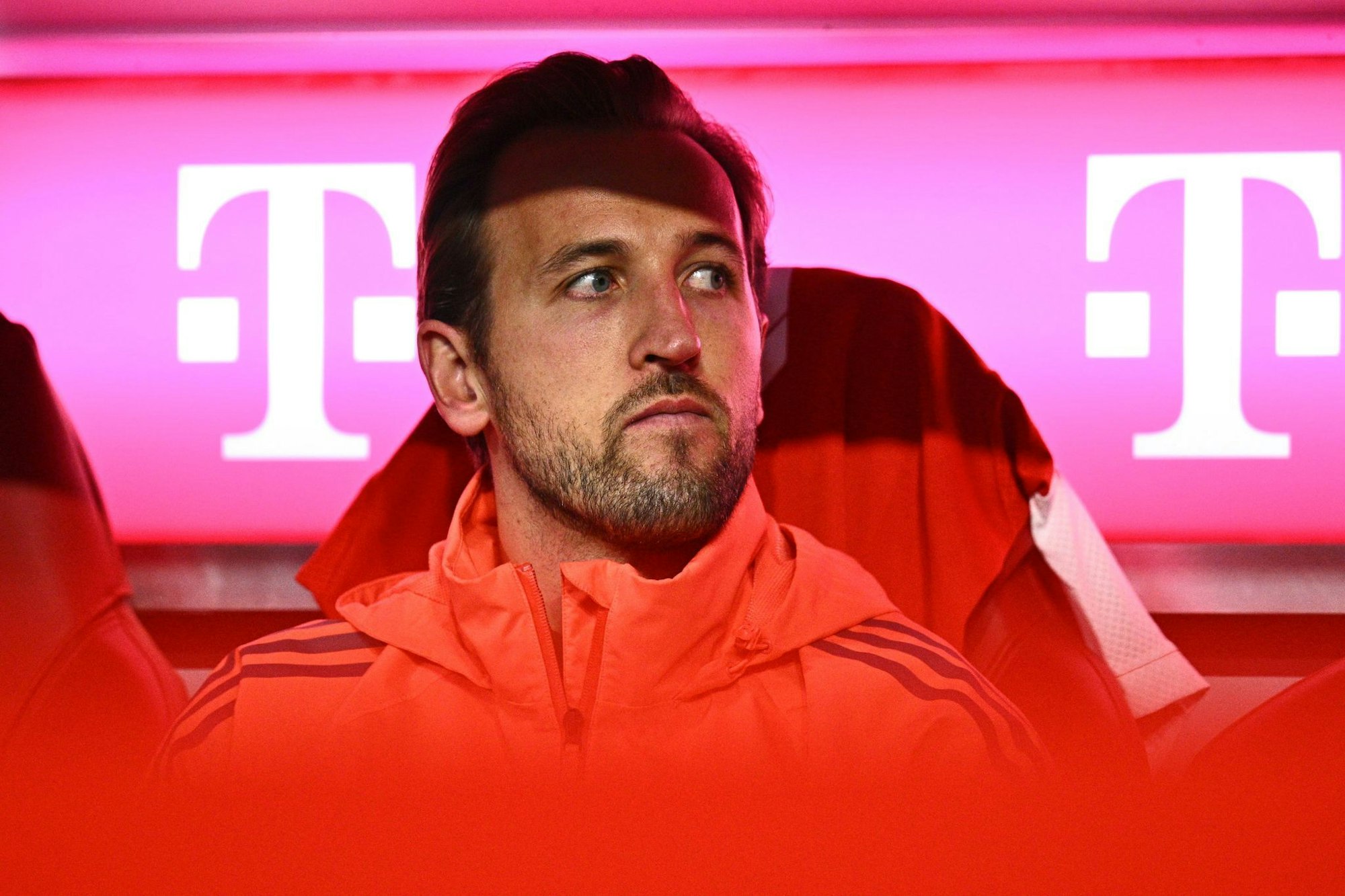 Bekam vor Paris wie andere Stars Erholungszeit auf der Bank: Harry Kane.