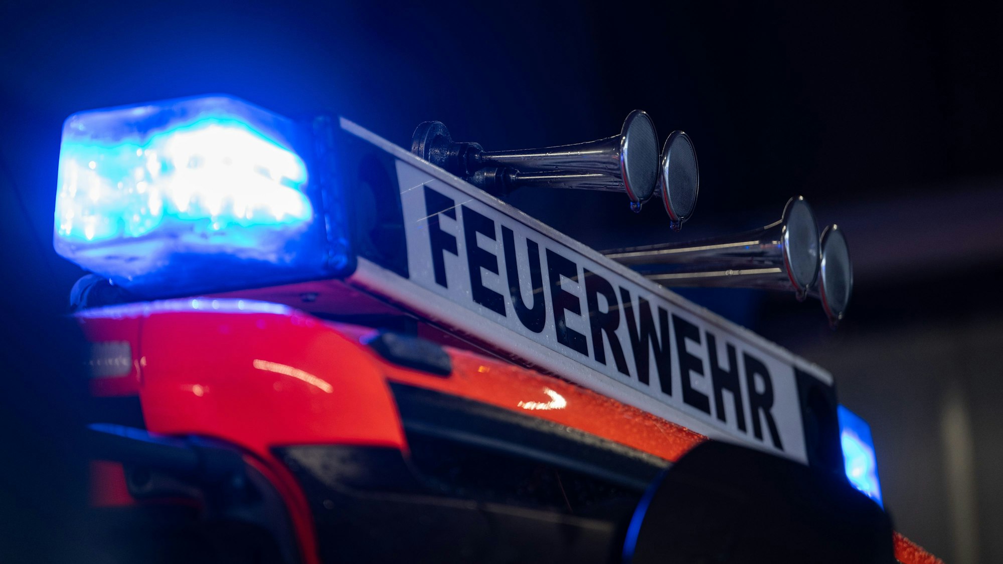 Der Feuerwehreinsatz in Wiedenest dauerte bis 1 Uhr in der Nacht.