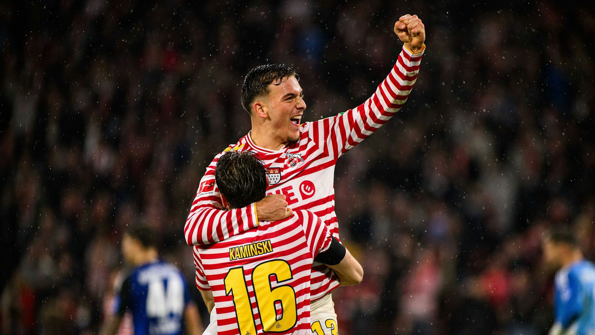 COLOGNE, GERMANY - 2 NOVEMBER, 2025: Jakub Kaminski, Said El Mala, goal, celebrations - The football match of Bundesliga 1.FC Koeln vs Hamburger SV at Rhein Energie Stadion. PUBLICATIONxNOTxINxRUS Copyright: xVITALIIxKLIUIEVx