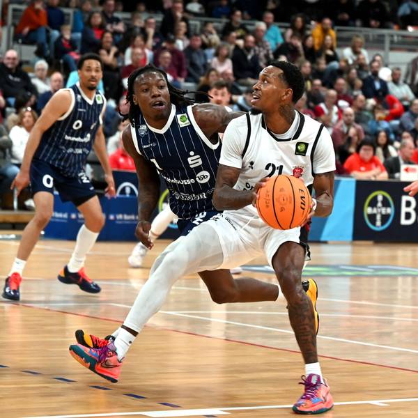 03.10.2025, Basketball-Bayer Giants-Bochum
vorne: John Williams Jr. (Bayer)
Foto: Uli Herhaus