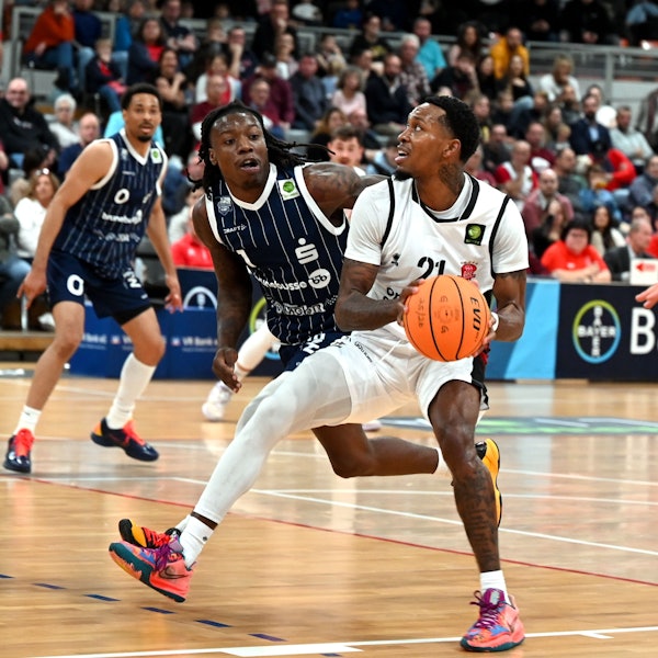 03.10.2025, Basketball-Bayer Giants-Bochum
vorne: John Williams Jr. (Bayer)
Foto: Uli Herhaus