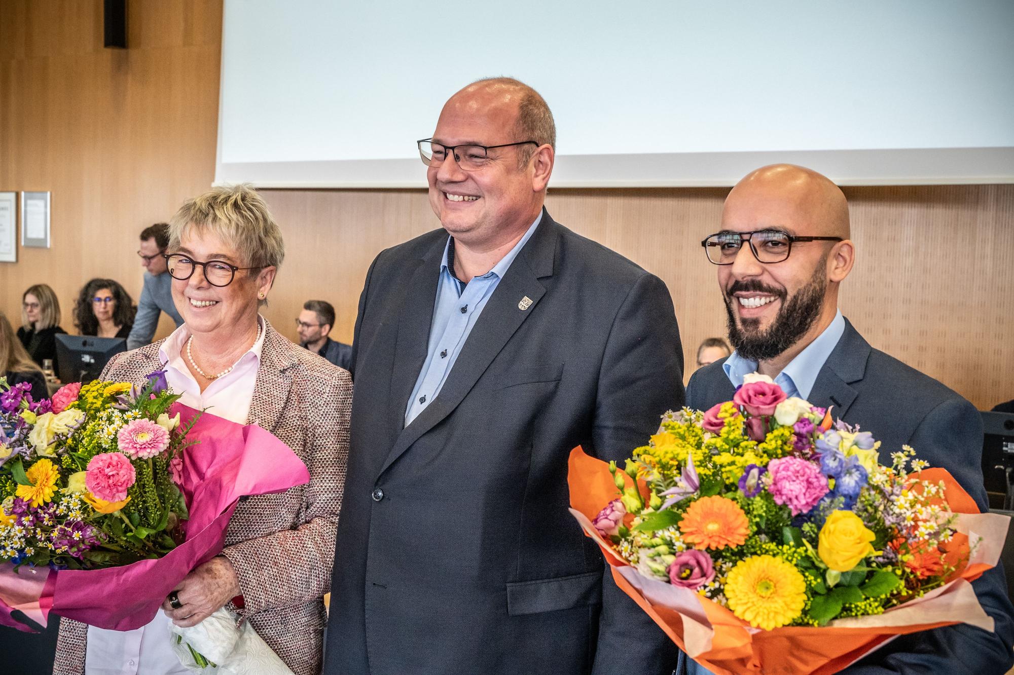 Konstituierende Ratssitzung mit Amtseinführung Stefan Hebbel durch den Alterspräsident Bild: Ralf Krieger