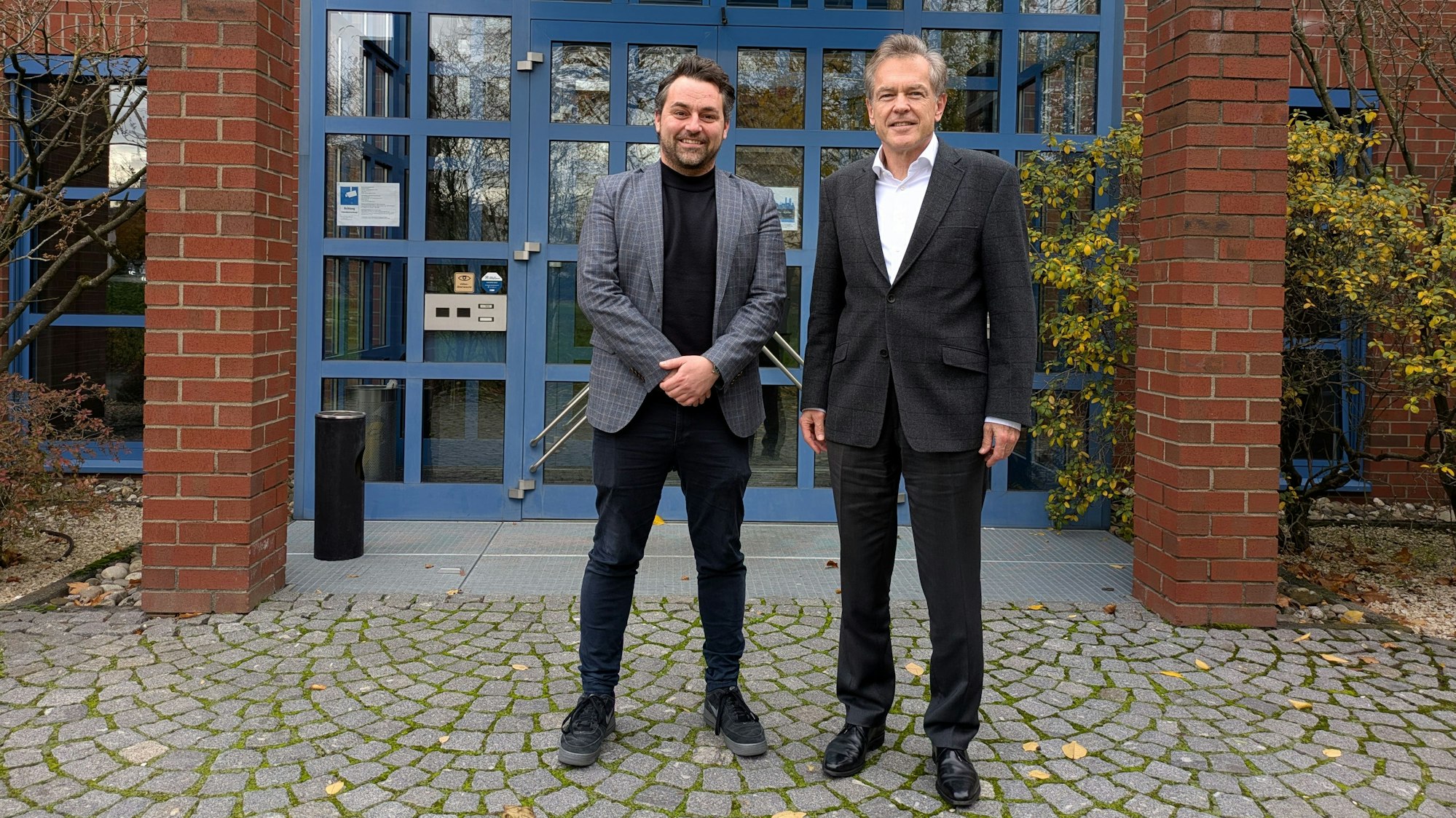 Andreas Zieger und Hauptgeschäftsführer Uwe Vetterlein (v.l.) von der Industrie- und Handelskammer Köln