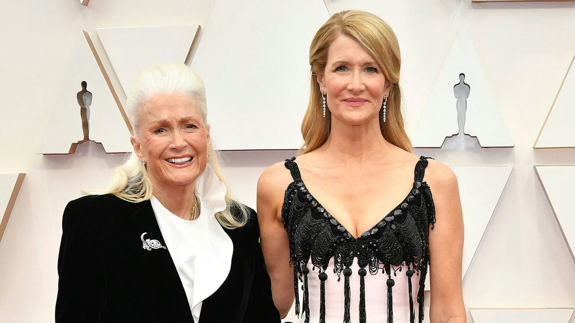 Sowohl Mutter Diane Ladd (links) als auch Tochter Laura Dern schlugen eine Karriere als Schauspielerin ein - mit großem Erfolg.
(Bild: 2020 Getty Images/Amy Sussman)