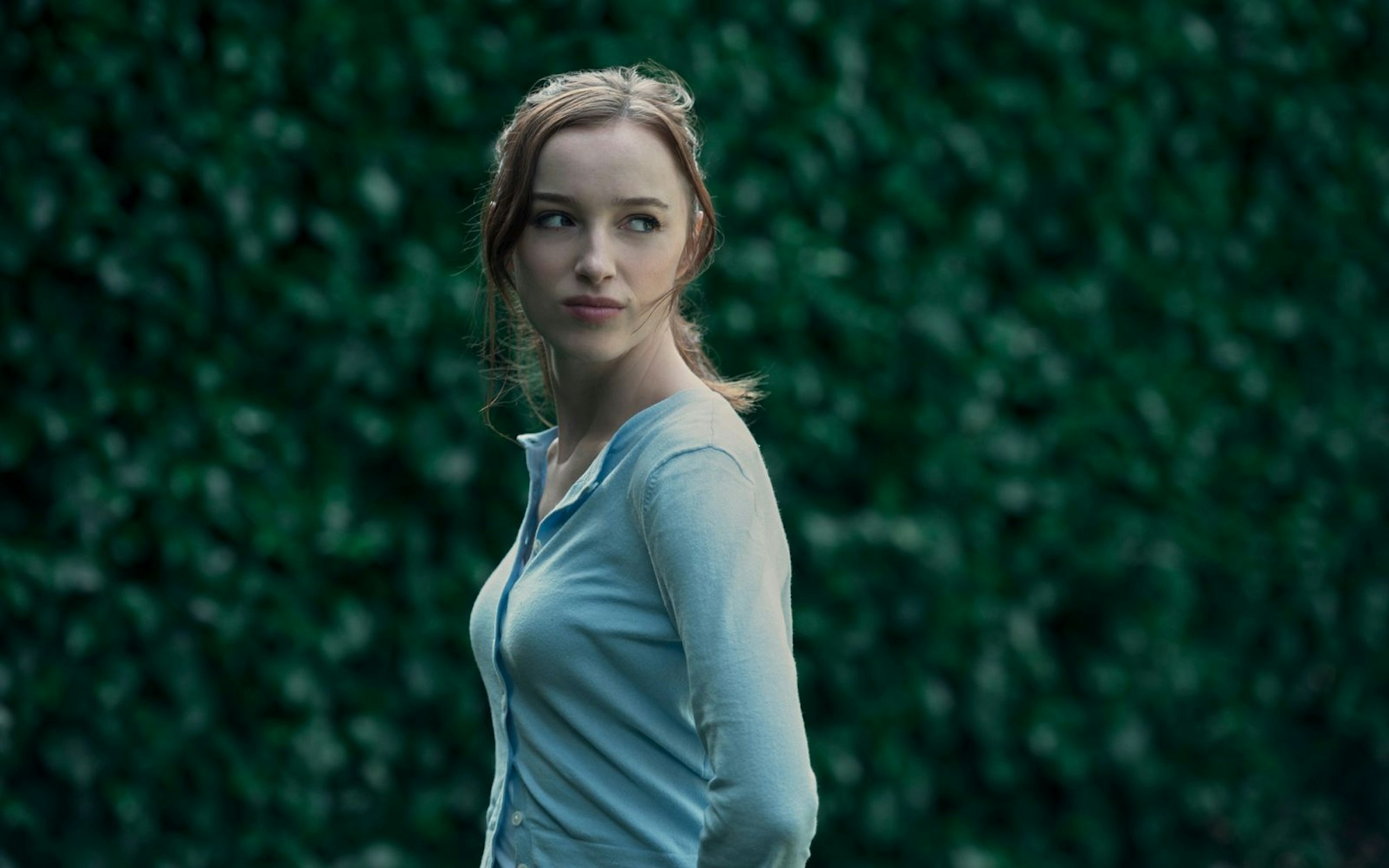 Die rechte Ideologin Liz (Phoebe Dynevor) wird zu einer Bedrohung für den Taylor-Clan. (Bild: Tobis Film)