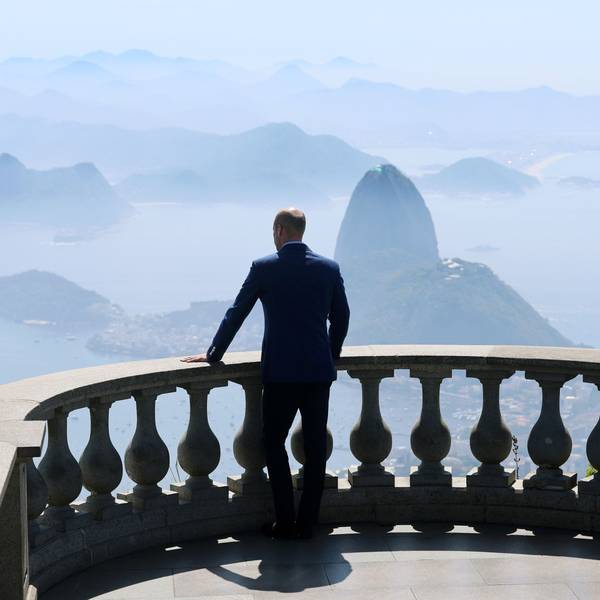 Prinz William befindet sich derzeit in Brasilien.Chris Jackson/PA Wire/dpaWilliam, Prinz von Wales, steht bei einem Besuch der Christ-Erlöser-Statue in Rio de Janeiro, wo er am dritten Tag seiner Brasilienreise anlässlich der jährlichen Verleihung des Earthshot Preises mit den fünfzehn Finalisten für den Earthshot Prize 2025 zusammentraf.