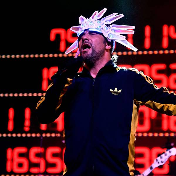 Jay Kay auf der Bühne.