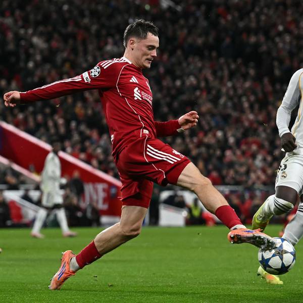 Florian Wirtz (l.) vom FC Liverpool.