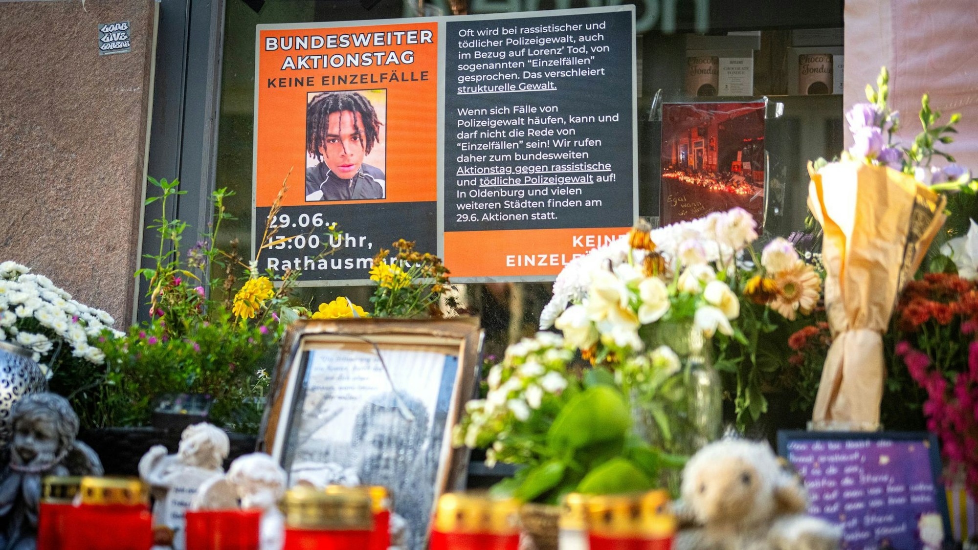 Nach dem gewaltsamen Tod des 21-jährigen Lorenz in Oldenburg hat die Staatsanwaltschaft Anklage gegen den beschuldigten Polizisten erhoben. (Archivbild)