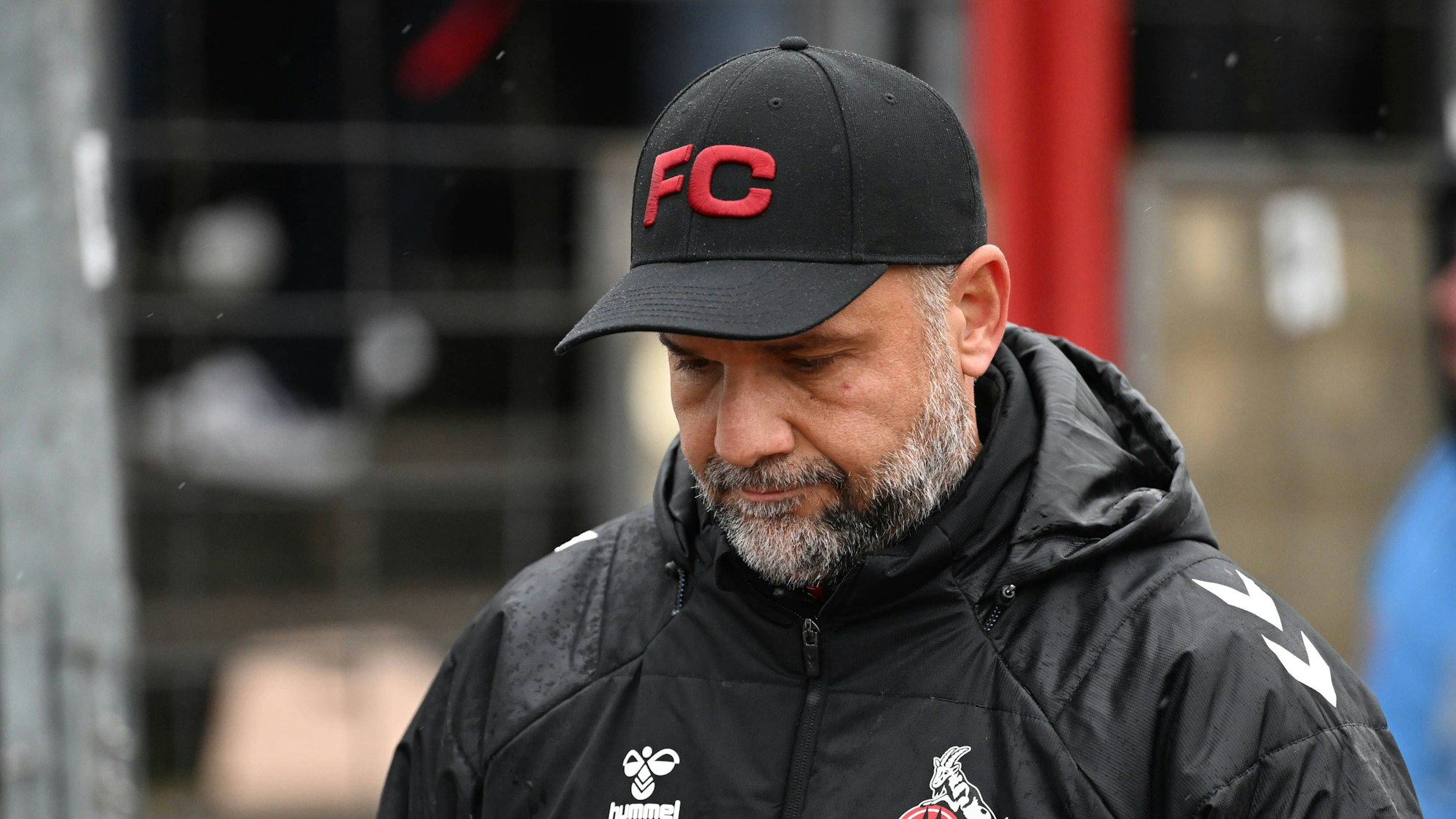 25.10.2025, xophax, Fussball Regionalliga West Südstadion Fortuna Köln gegen 1.FC Köln II Trainer Evangelos Sbonias 1.FC Köln DFL/DFB REGULATIONS PROHIBIT ANY USE OF PHOTOGRAPHS as IMAGE SEQUENCES and/or QUASI-VIDEO Köln *** 25 10 2025, xophax, Soccer Regionalliga West Südstadion Fortuna Köln vs 1 FC Köln II Coach Evangelos Sbonias 1 FC Köln DFL DFB REGULATIONS PROHIBIT ANY USE OF PHOTOGRAPHS as IMAGE SEQUENCES and or QUASI VIDEO Köln