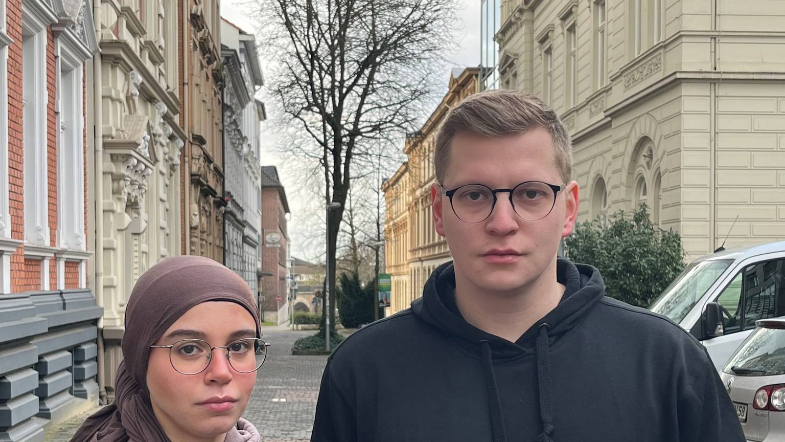 Die Landessprecher der Grünen Jugend in NRW, Aslı Baskas und Björn Maue.