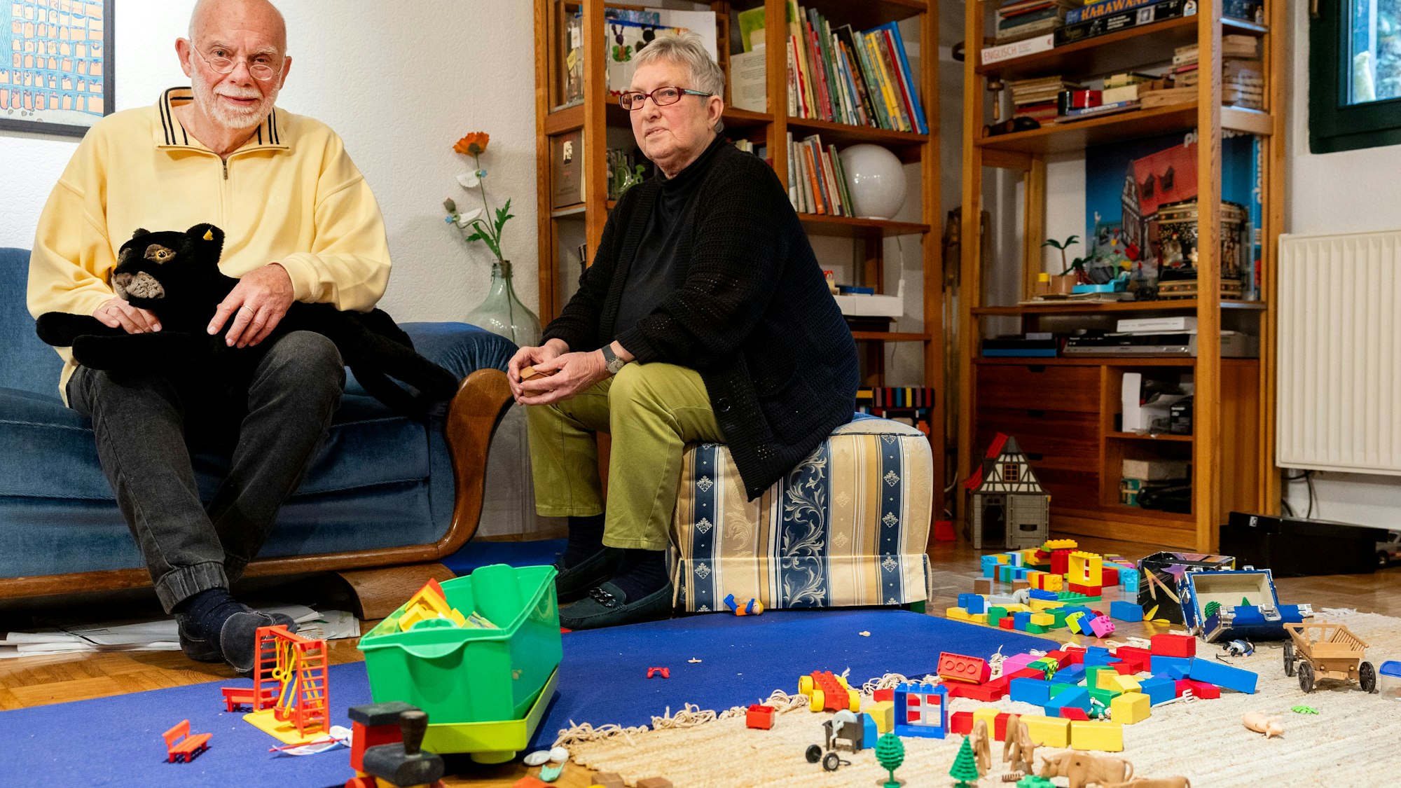 28.10.2025, Köln: Gabriele und Werner Deuß sind Großeltern und kümmern sich regelmäßig um ihre Enkelkinder.
Foto: Michael Bause