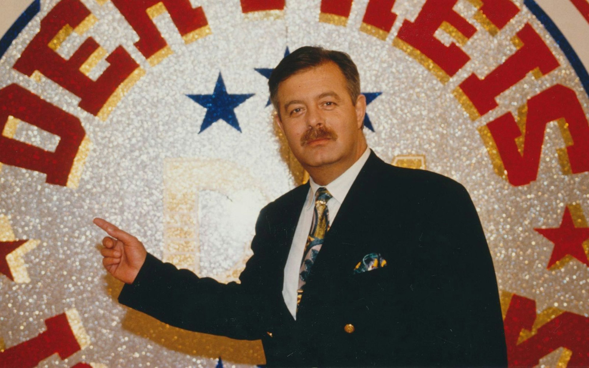 Harry Wijnvoord bleibt genauso wie seine Rateshow „Der Preis ist heiß“ unvergessen. (Bild: IMAGO / Horst Galuschka)