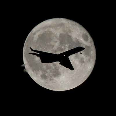 Es könnten bald Tausende Flüge gestrichen werden.