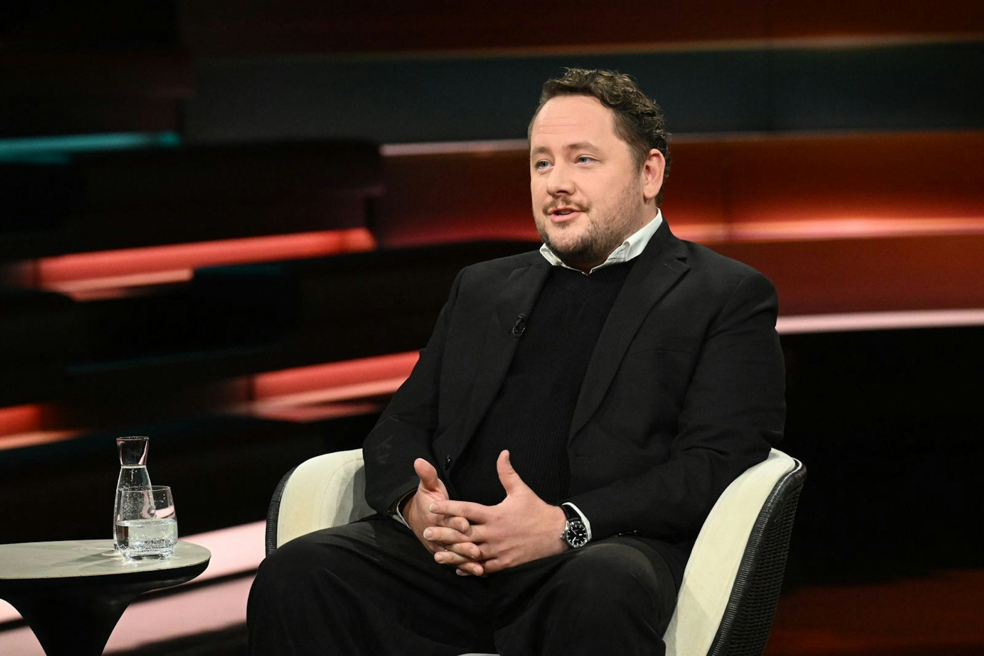 Journalist Florian Flade erläuterte bei „Markus Lanz“, dass sich Russland mittlerweile auch auf die Weltmeere fokussiere. (Bild: ZDF / Cornelia Lehmann)