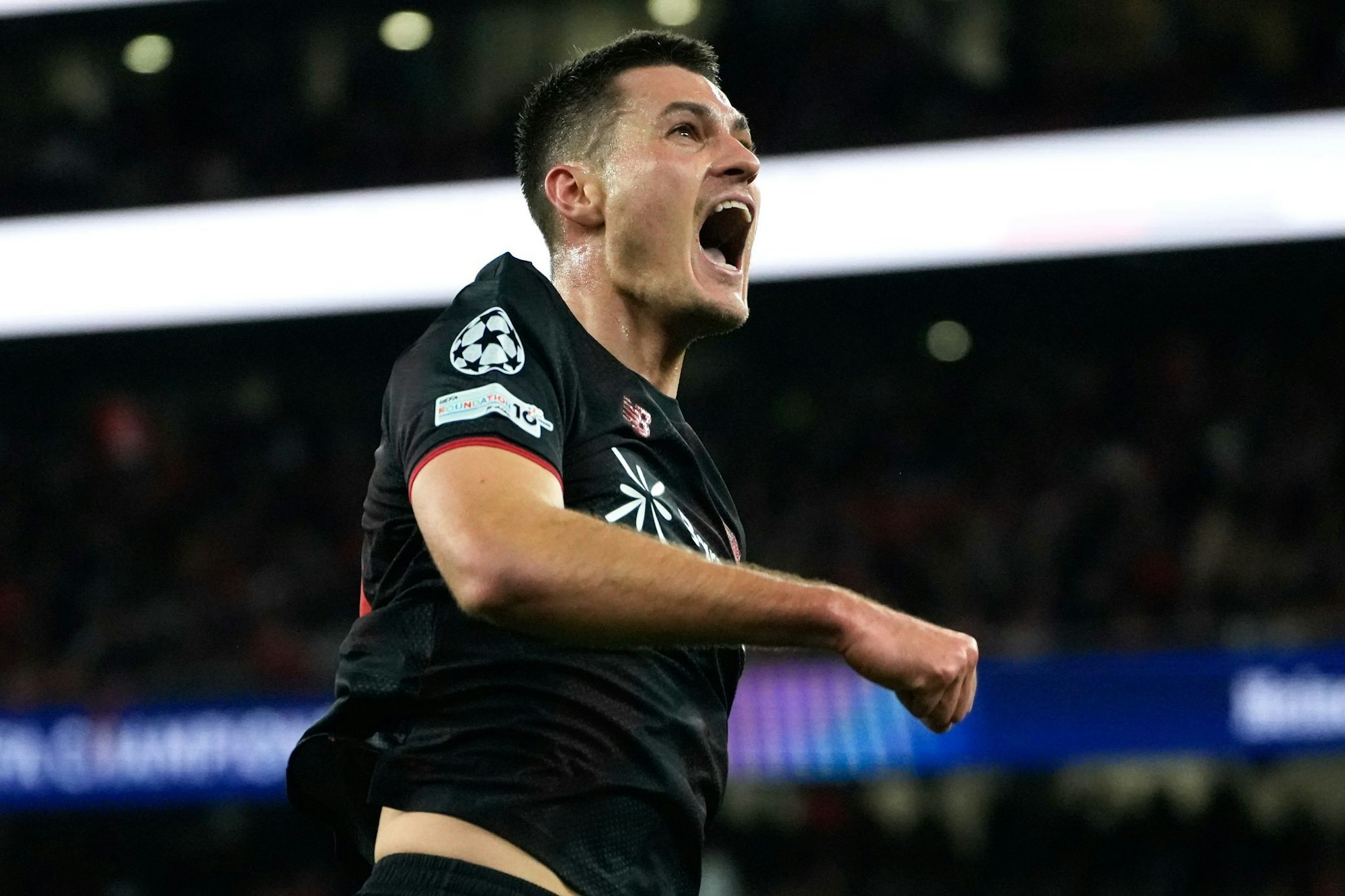 Patrik Schick jubelt über seinen Siegtreffer.