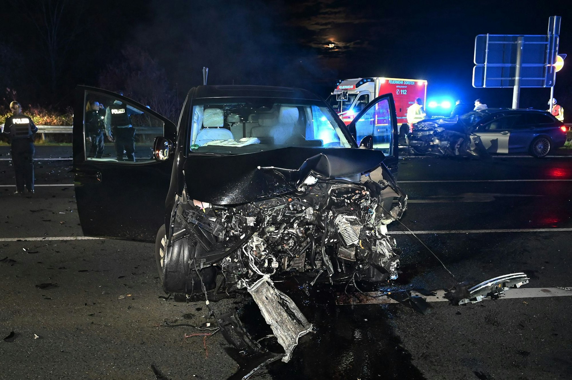 Unfall in Dorsten - eine schwer verletzte Schwangere ist außer Lebensgefahr.