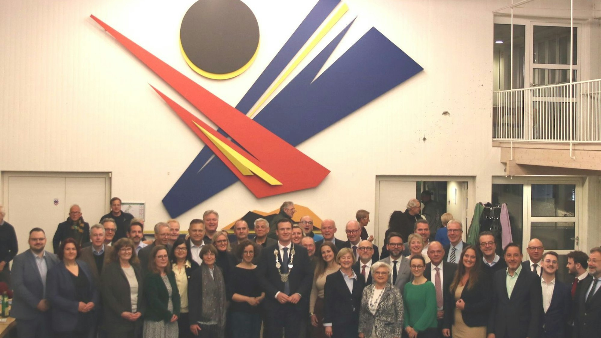 Eine Gruppe von Männer und Frauen.