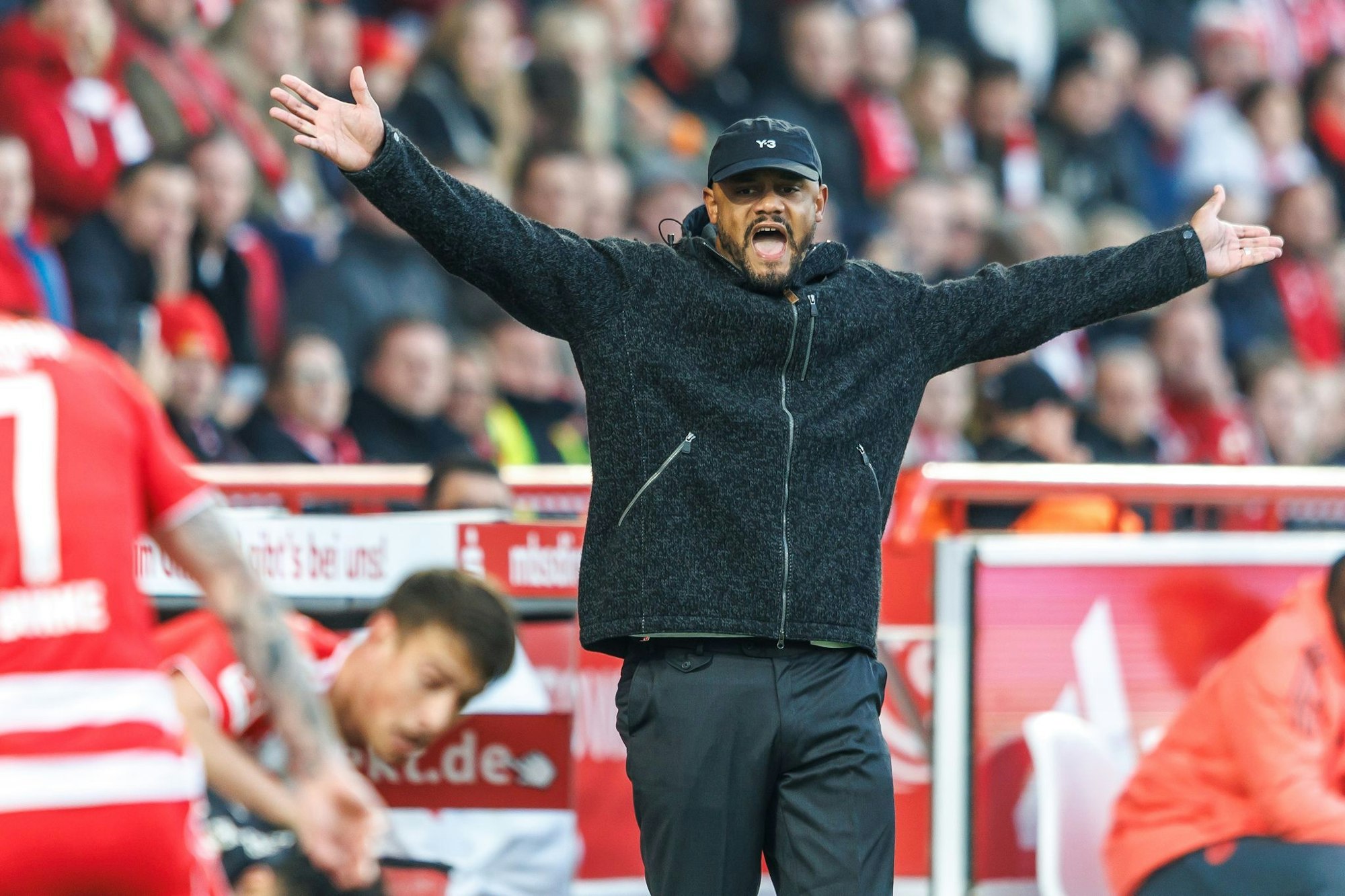 Vincent Kompany verzichtete auf große Rotation nach dem Kraftakt von Paris.