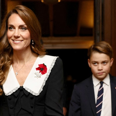 Prinzessin Kate kam zum „Royal British Legion Festival of Remembrance“ in Begleitung von Prinz George.