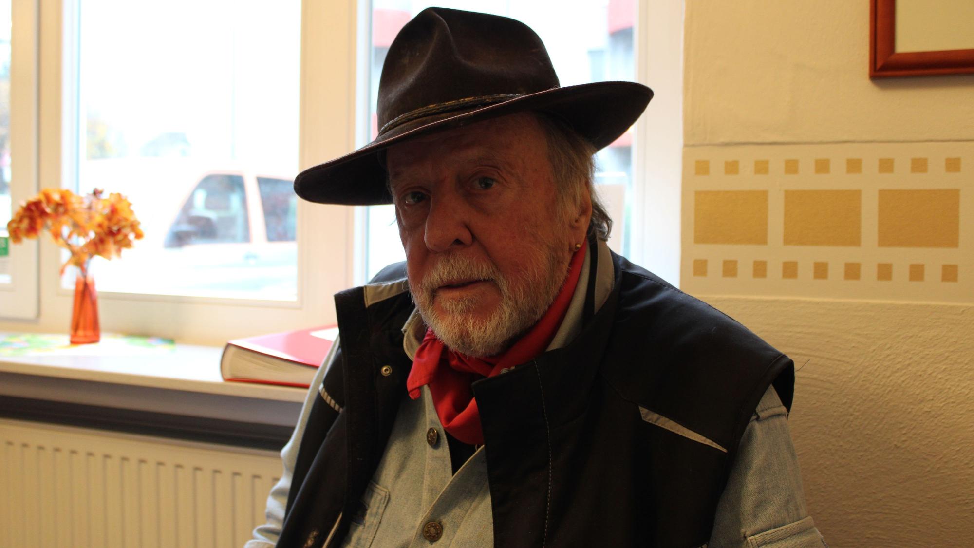 "Die Hennefer Stolpersteine"- ein Film gegen das vergessen. Gunter Demnig