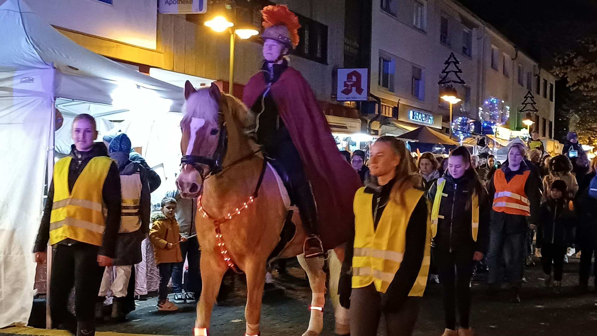 Sankt Martinszug in Schlebusch: Ein Brief der Verwaltung an die Schulleitungen hatte im Vorfeld ordentlich Wirbel verursacht.