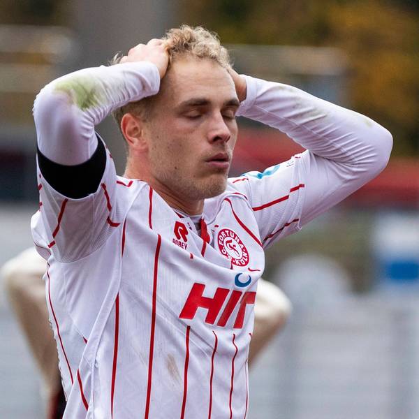 Regionalliga West: Fortuna Köln - SC Paderborn U21, U 21 09.11.2025 Timo Bornemann Fortuna Köln, 19 hadert mit einer vergebenen Chace. Regionalliga West, Fortuna Köln - SC Paderborn U21, 15. Spieltag, am 09.11.2025, Südstadion, Köln *** Regionalliga West Fortuna Köln SC Paderborn U21, 09 11 2025 Timo Bornemann Fortuna Köln, 19 struggles with a missed chance Regionalliga West, Fortuna Köln SC Paderborn U21, 15 Matchday, on 09 11 2025, Südstadion, Cologne Copyright: xBEAUTIFULxSPORTS/Meuselx