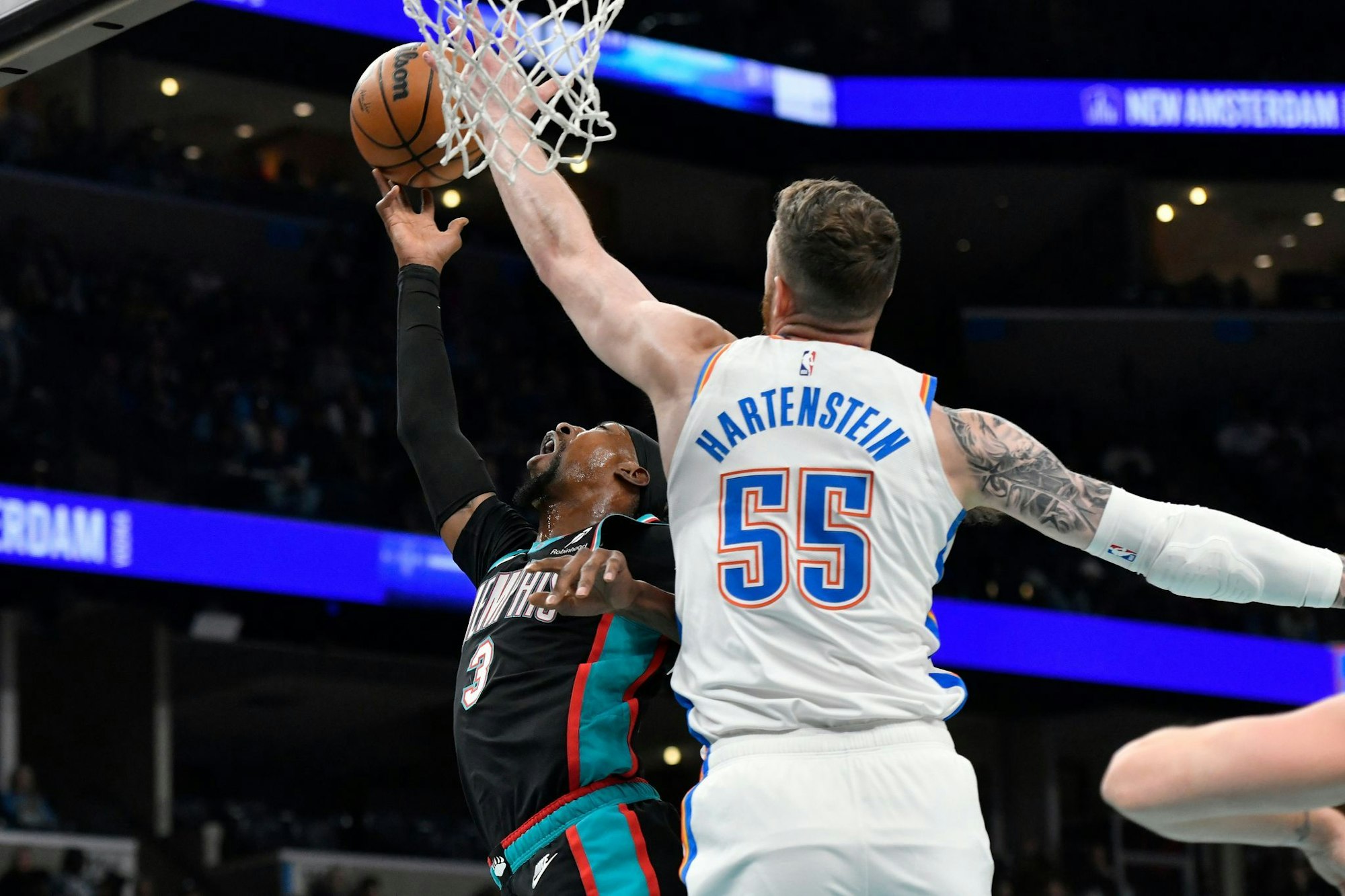 Hartenstein (rechts) und OKC sind in der NBA das Maß der Dinge.