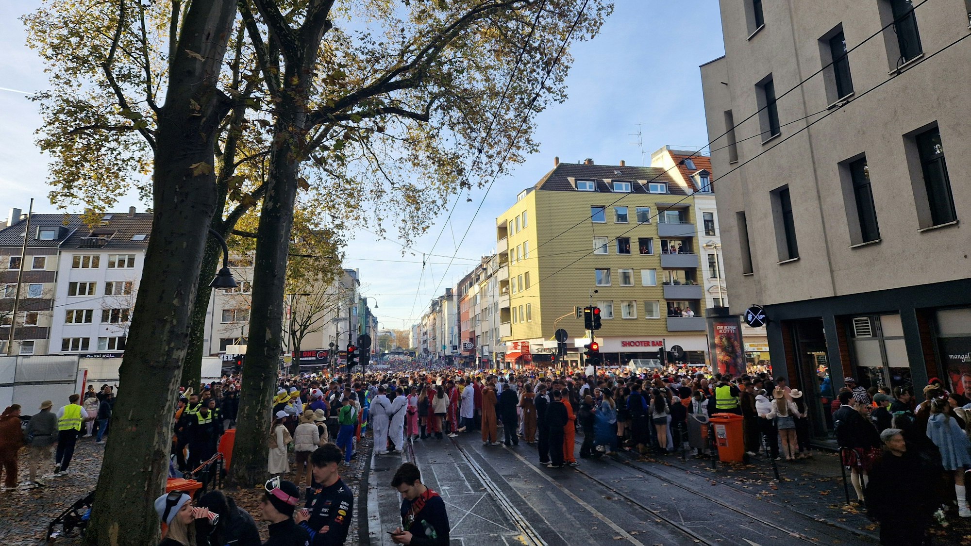 Das Zülpicher Viertel um kurz vor 10 Uhr.