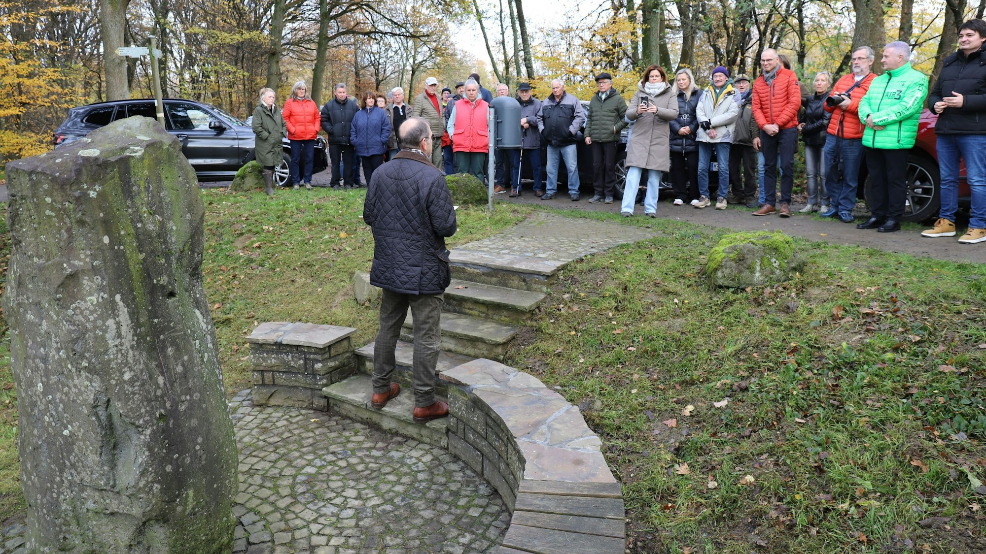 Zahlreiche Gäste waren zu dem kleinen Festakt gekommen.