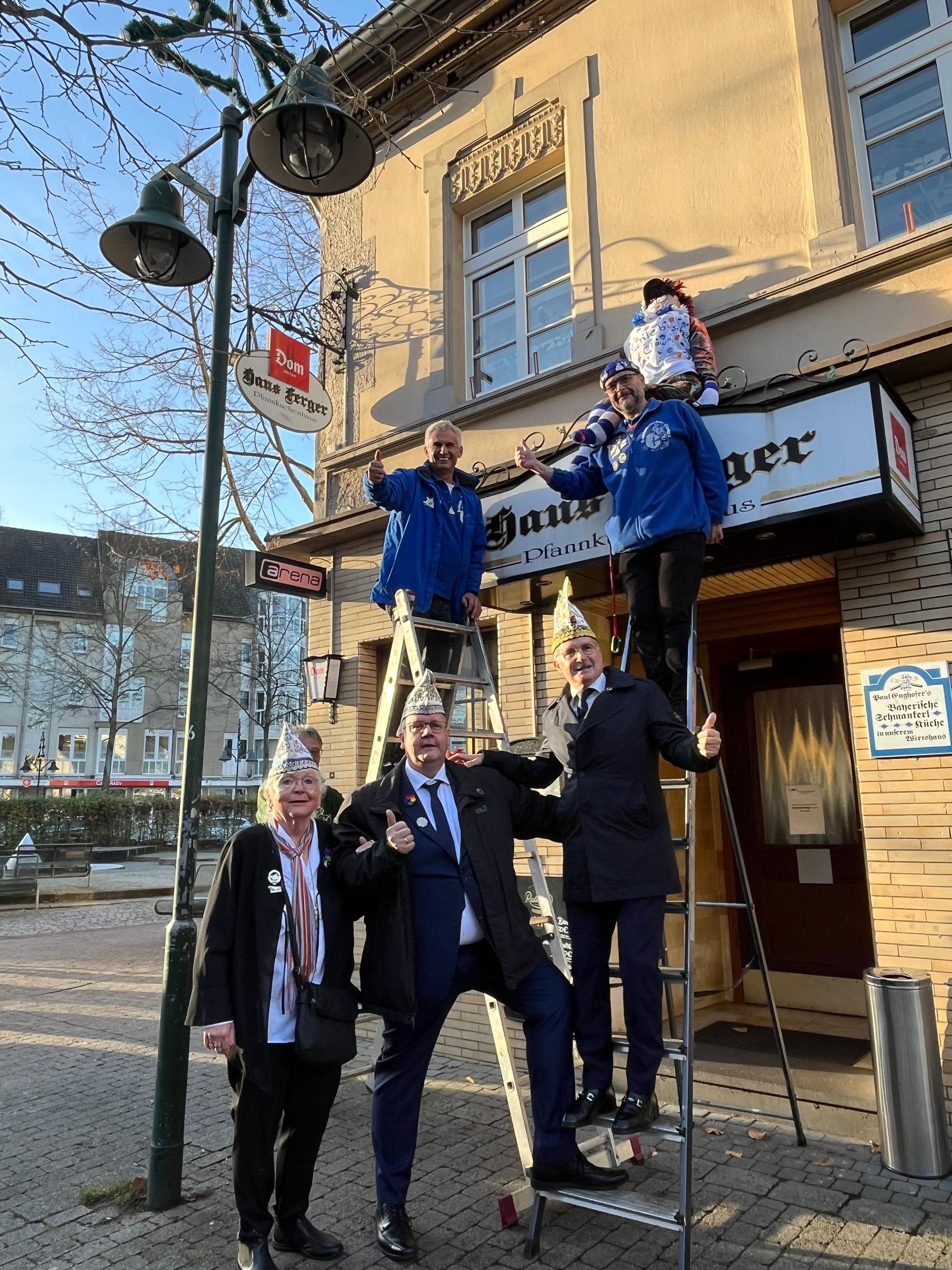 Der Nubbel hat seinen Platz in Schlebusch bezogen