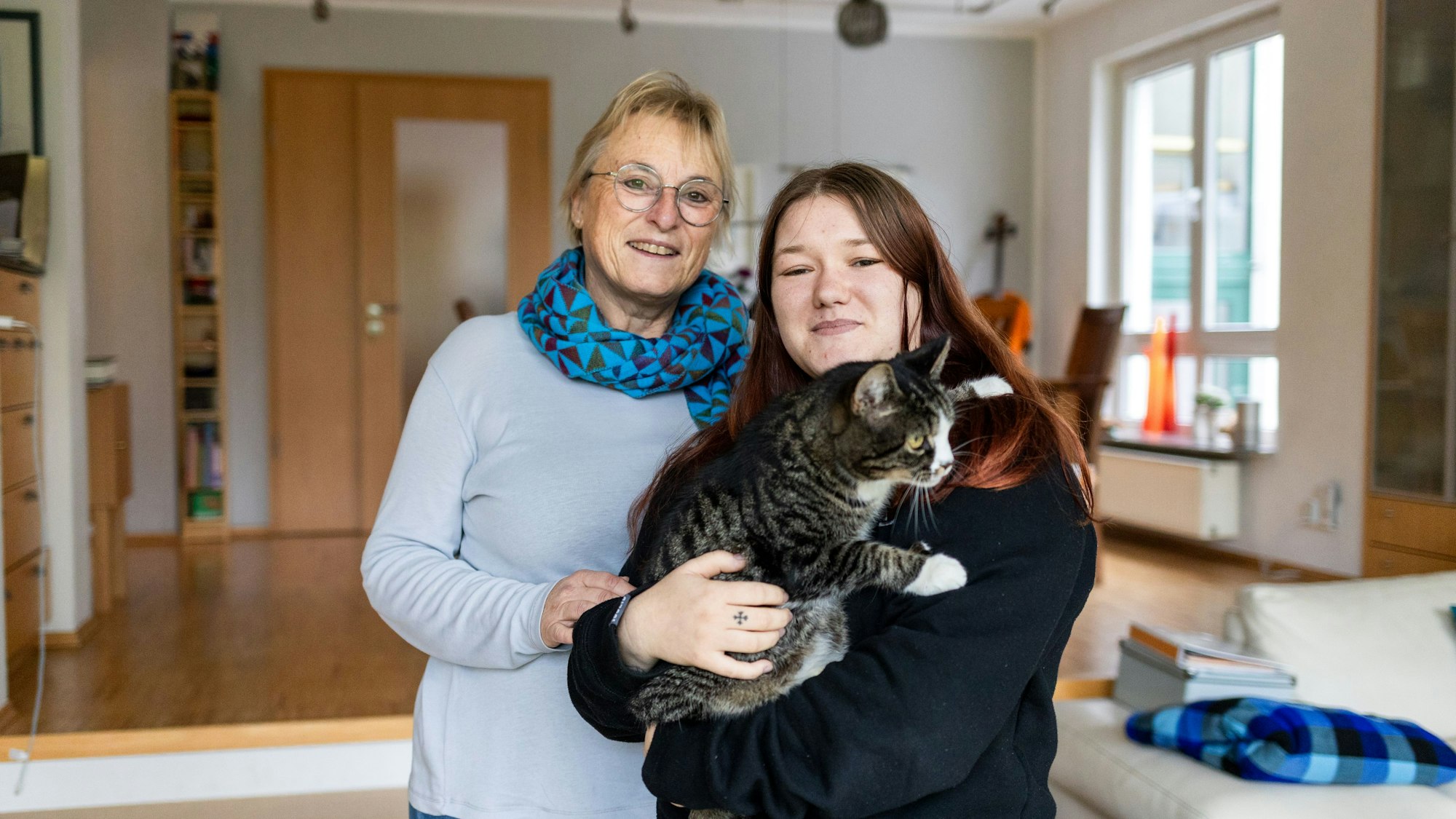 Andrea Falk mit ihrer Adoptivtochter Lena