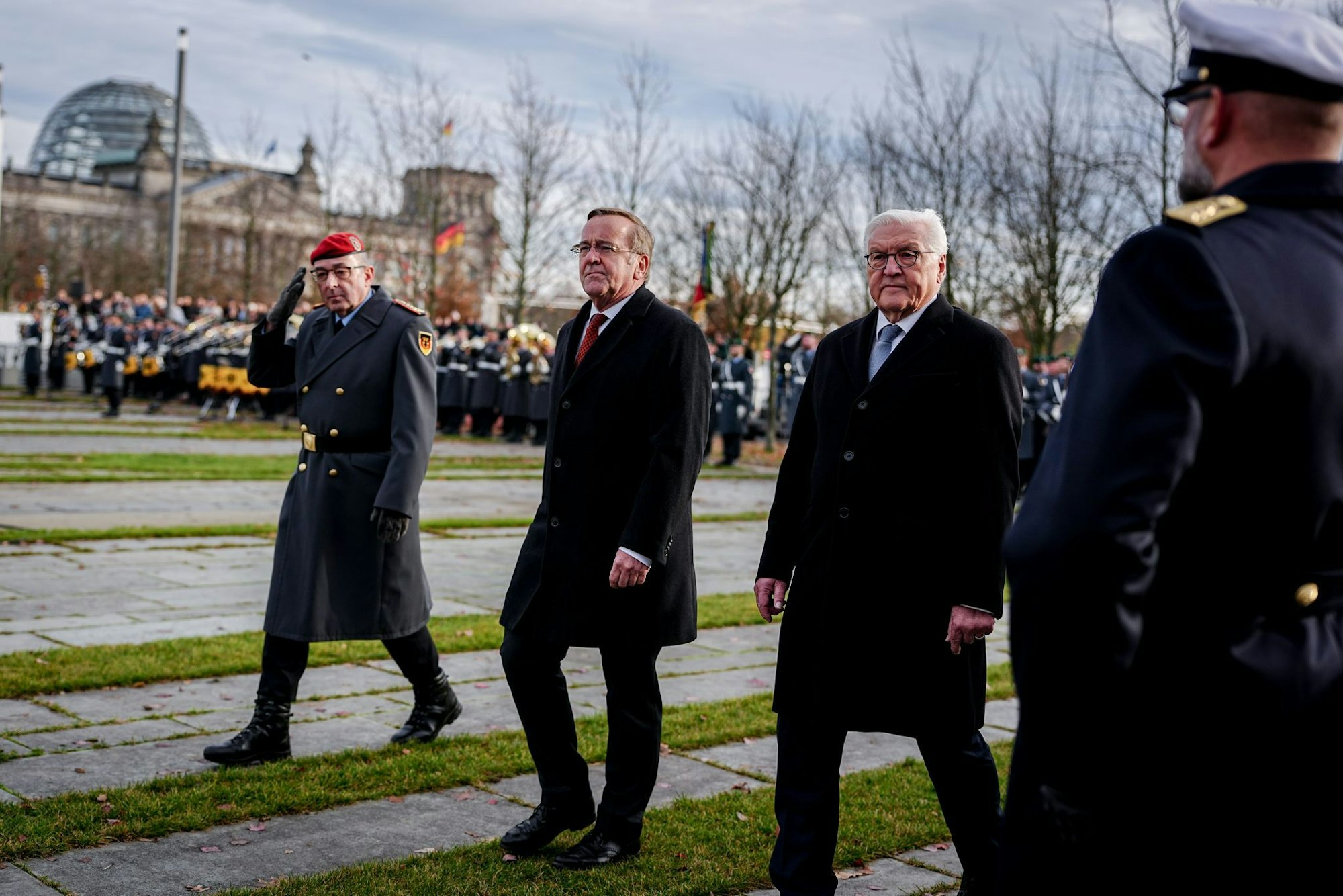 Auch Verteidigungsminister Boris Pistorius sprach zu den Rekrutinnen und Rekruten.