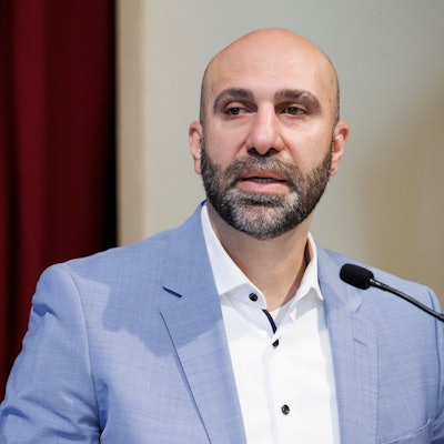 Ahmad Mansour attackiert die Pro-Palästina-Bewegung aufs Schärfste.