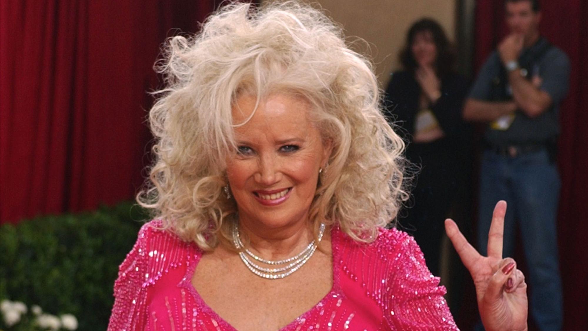 Sally Kirkland