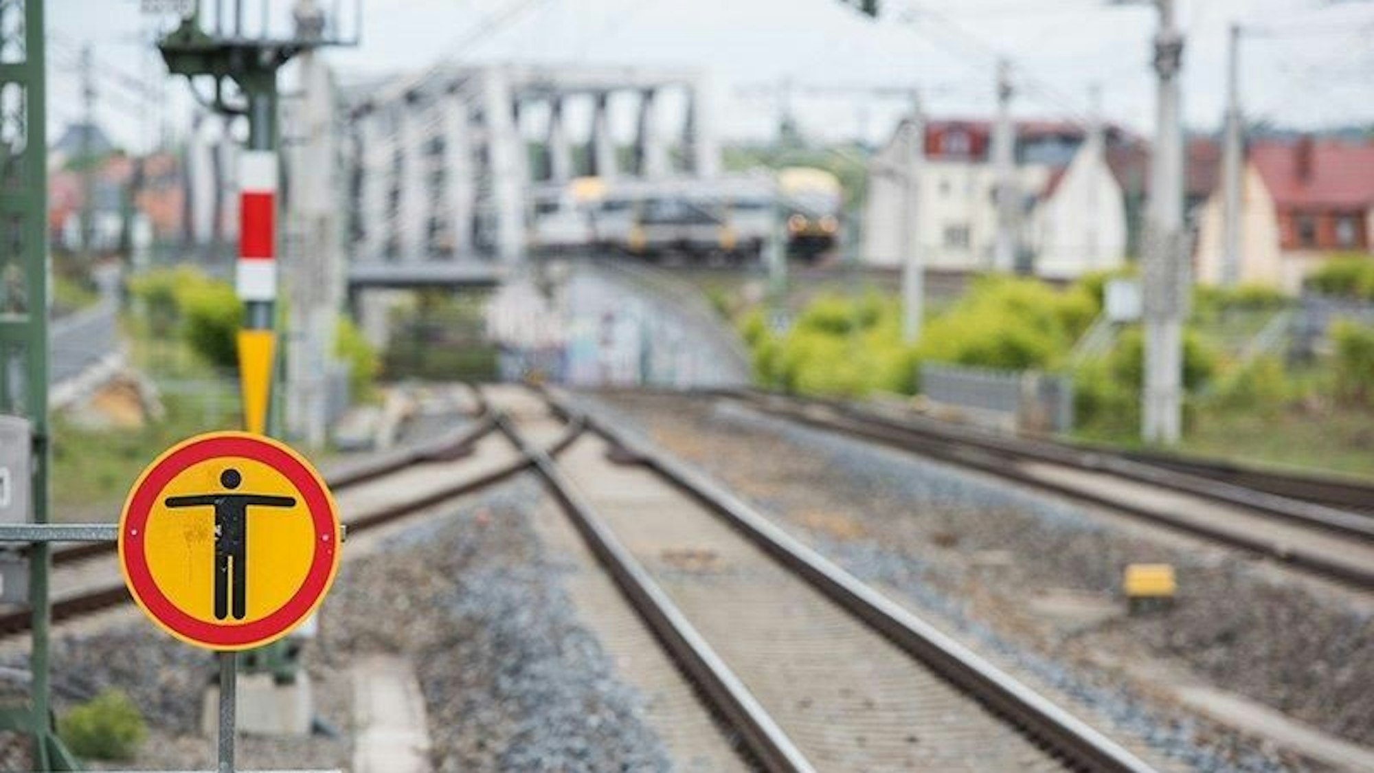 Gleise im Bereich des Kölner Hauptbahnhofs (Symbolbild)