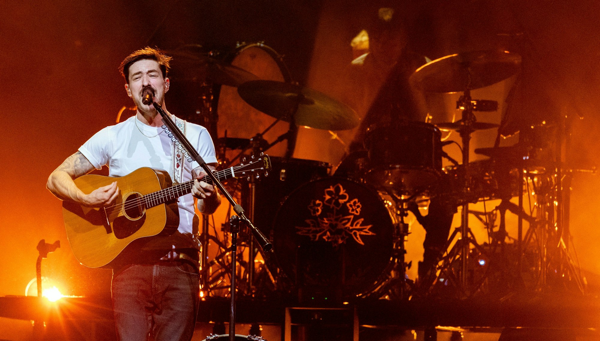 Konzert von Mumford & Sons in der Lanxess-Arena a. 12. November 2025.
