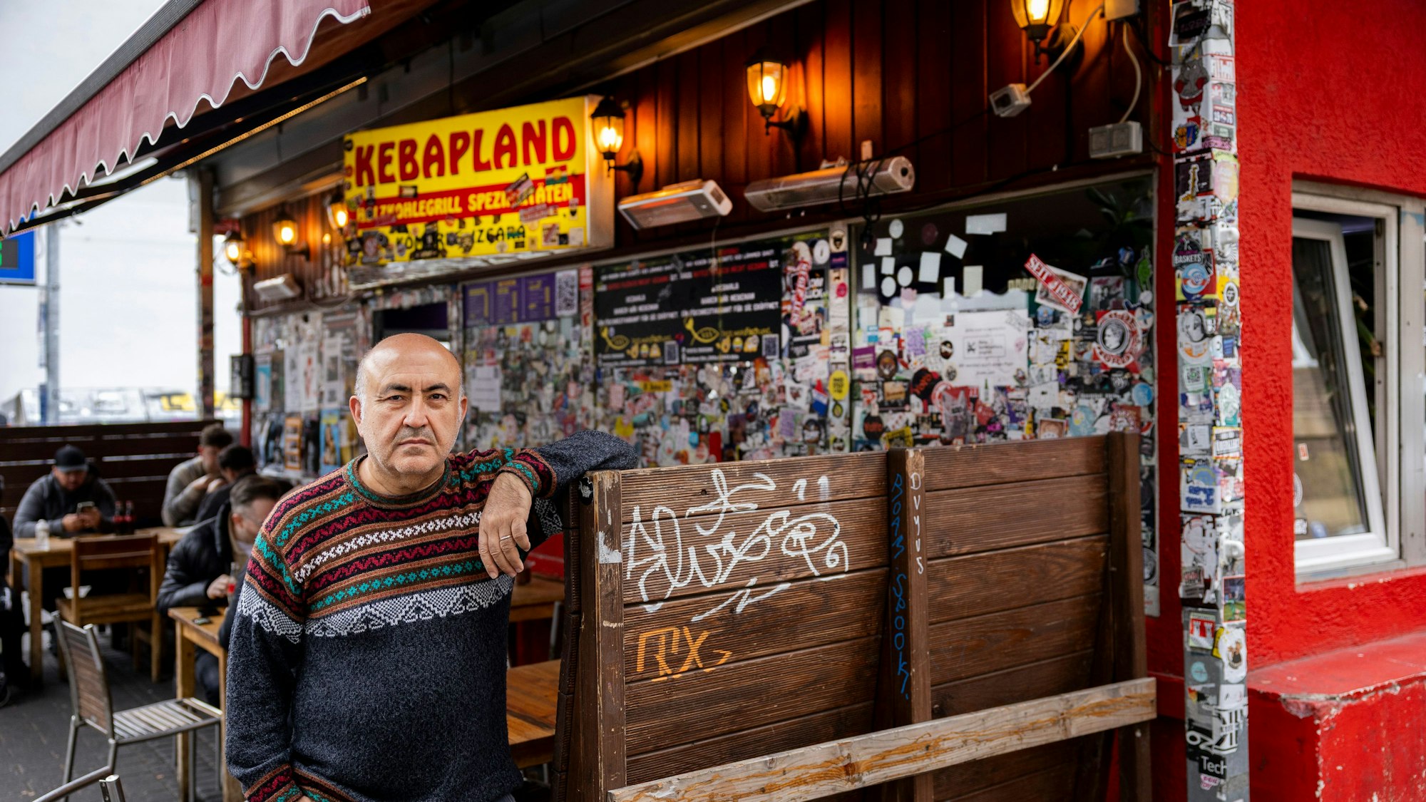 Murat Demir ist Inhaber des Kebapland auf der Venloer Straße.