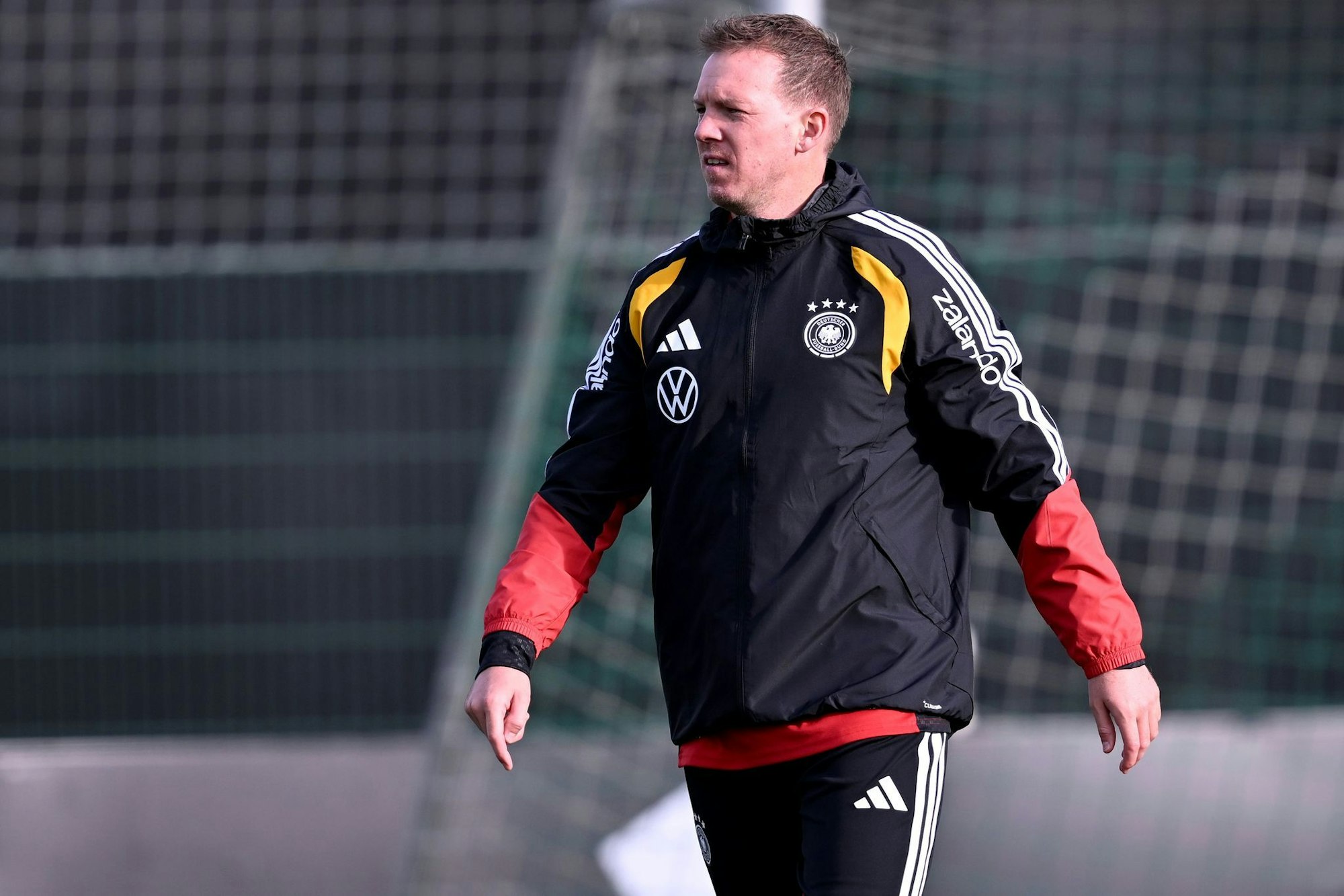 Julian Nagelsmann muss nach Kimmichs Verletzung umbauen.