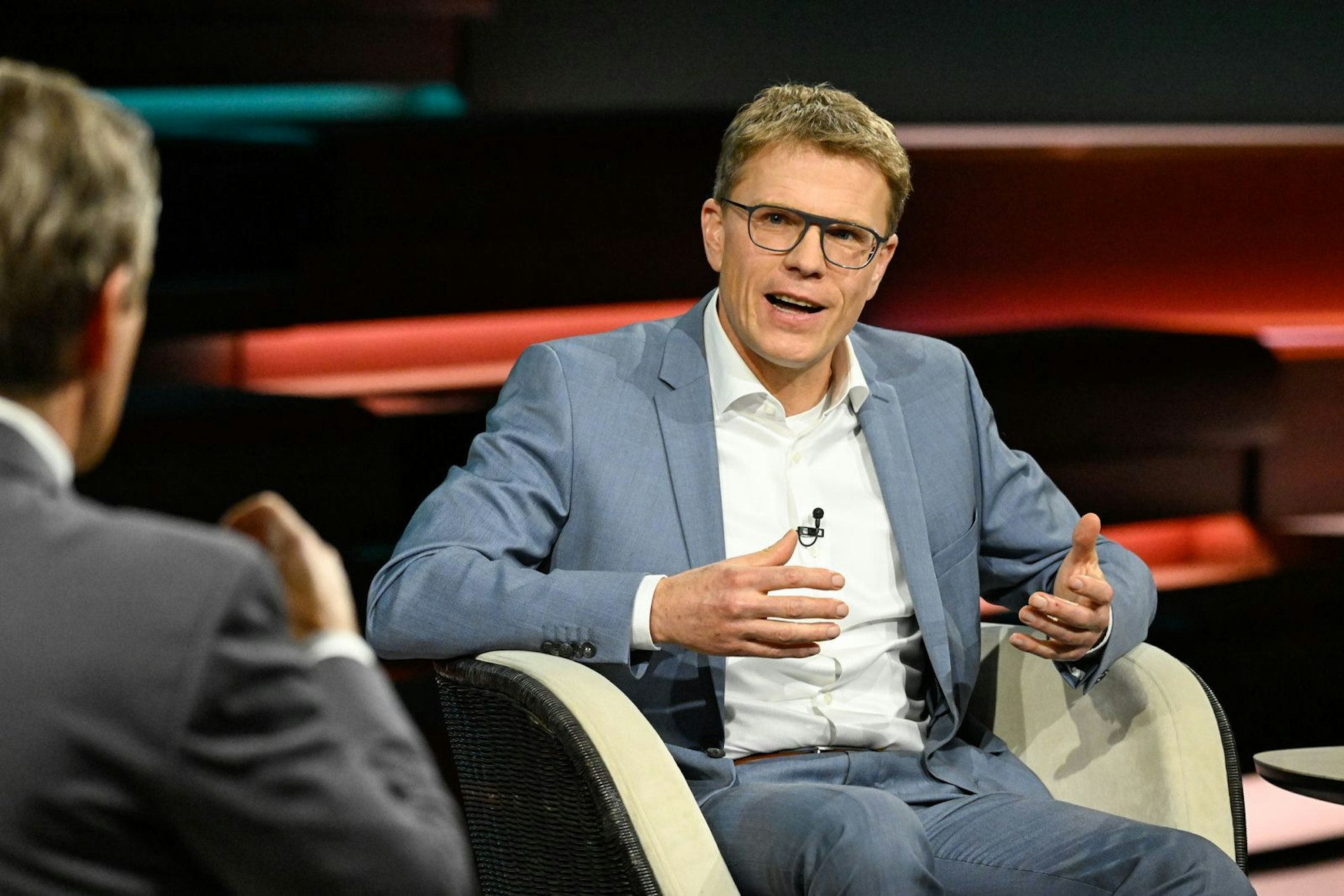 Migrationsforscher Daniel Thym warnte in Bezug auf den Krieg im Sudan vor einem weiteren Flüchtlingsstrom. (Bild: ZDF / Markus Hertrich)
