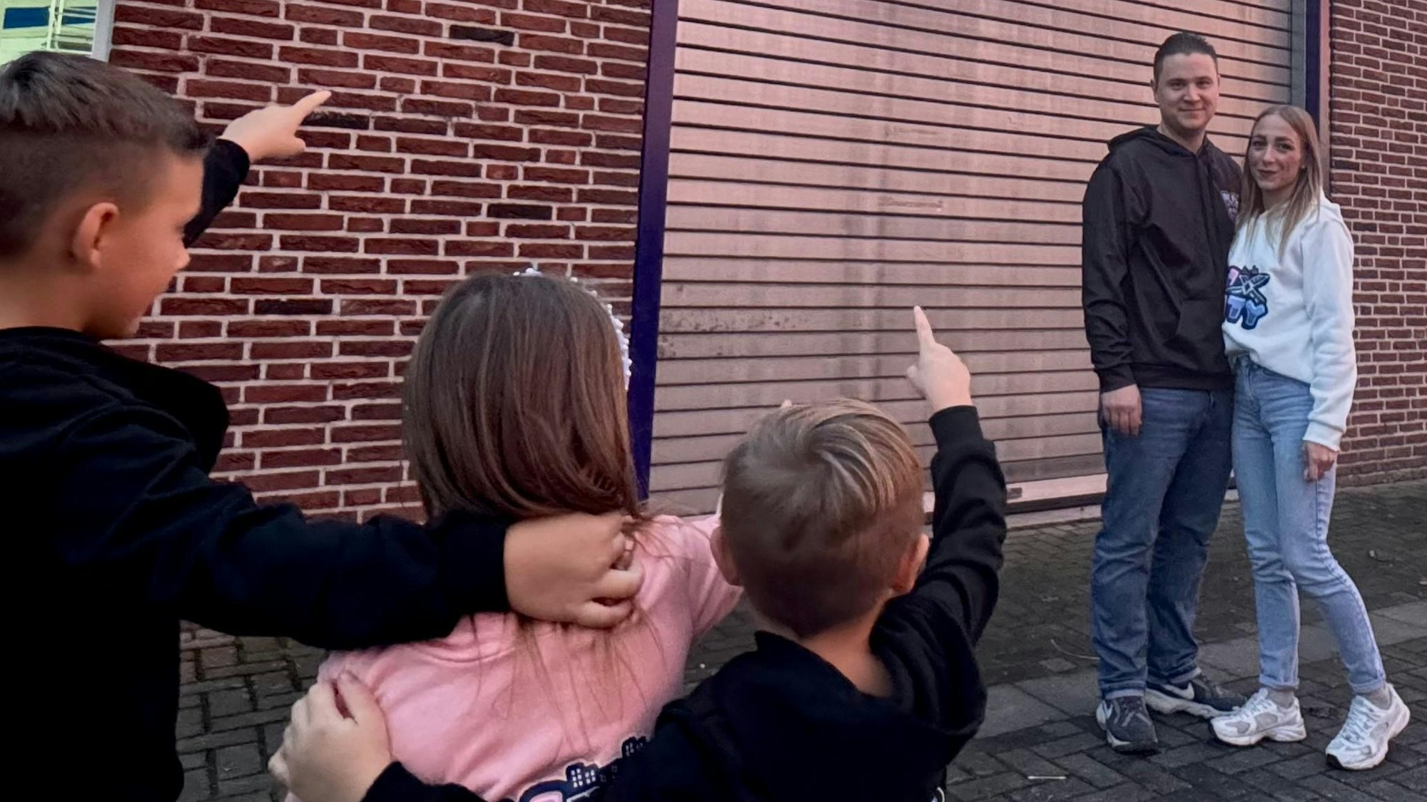 Zu sehen sind Michael Patola und dessen Partnerin Vanessa Hausmann.