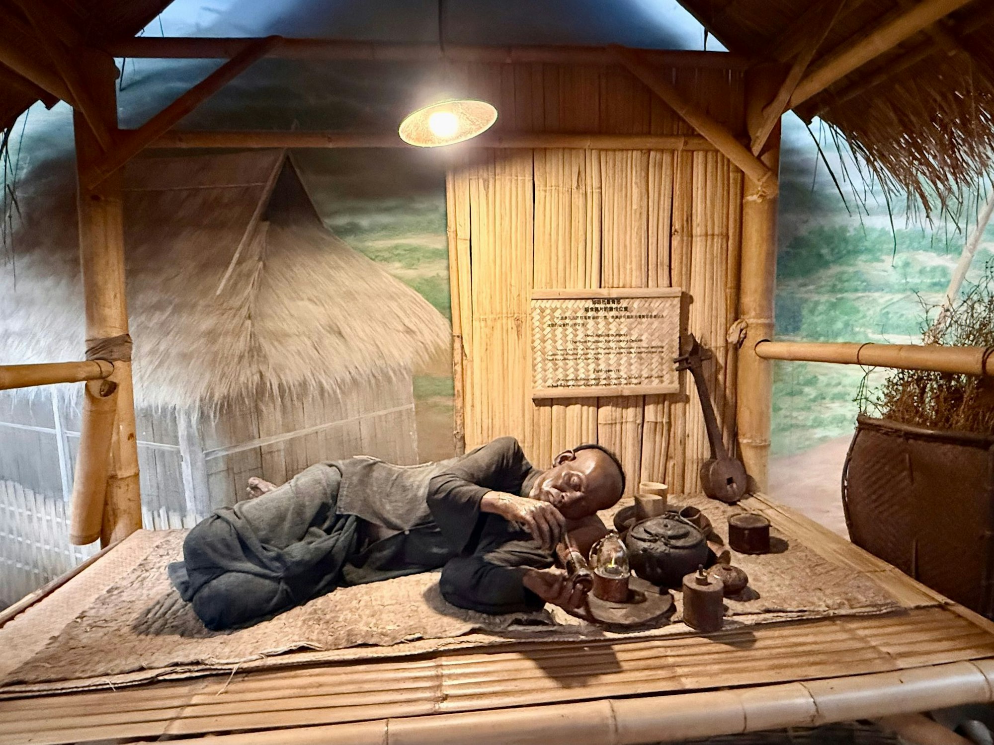 Museen am Goldenen Dreieck zeigen, wie früher Opium geraucht wurde.