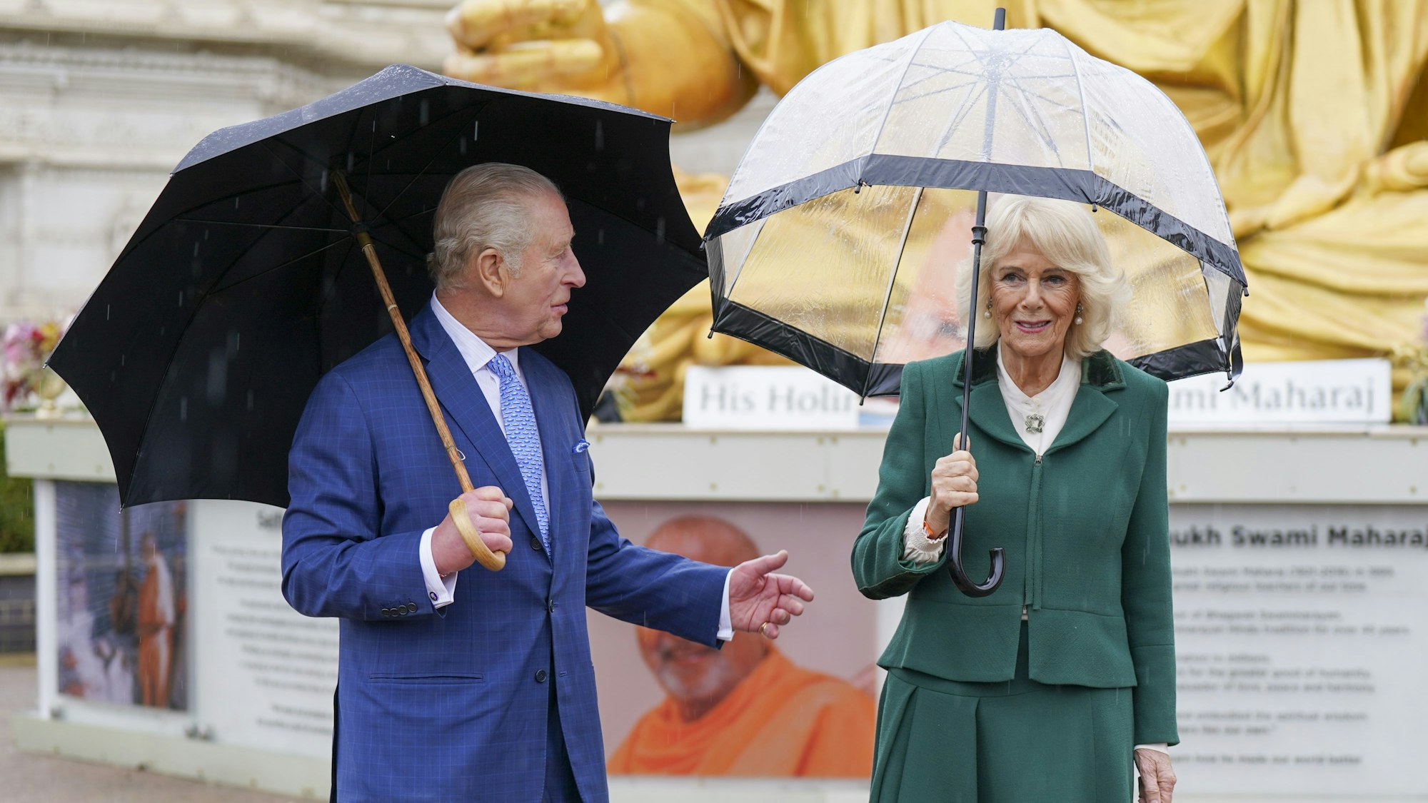 König Charles III. und Königin Camilla sind bei den Briten beliebt.