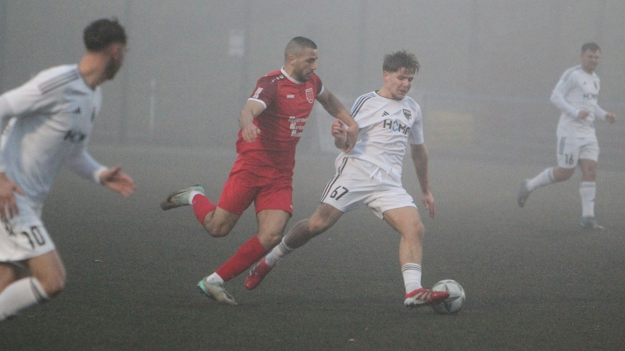 Jonas Friesen (rechts)