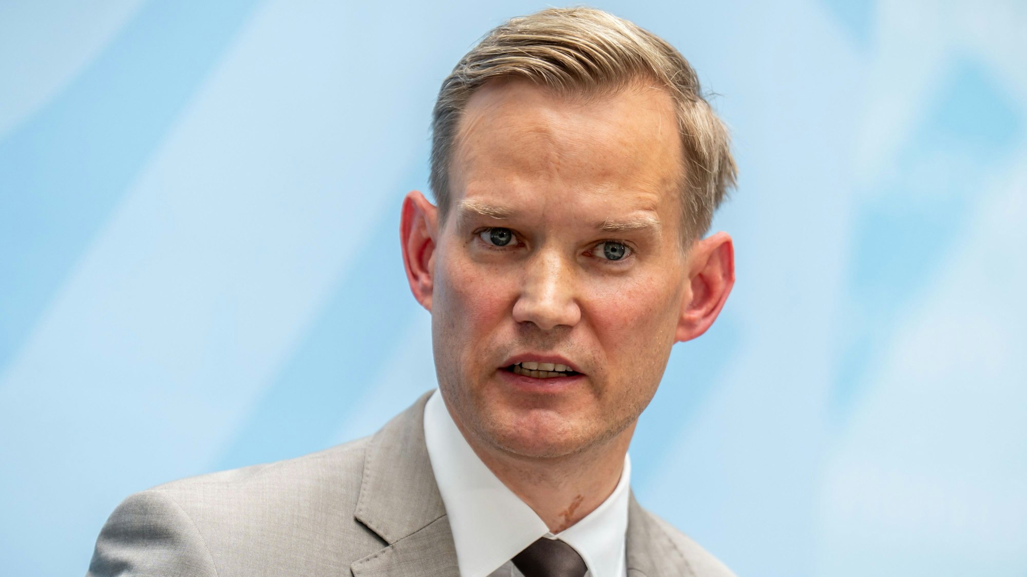 Hendrik Streeck (CDU) hat mit seinem Vorstoß viel Kritik, aber auch Zustimmung geerntet.